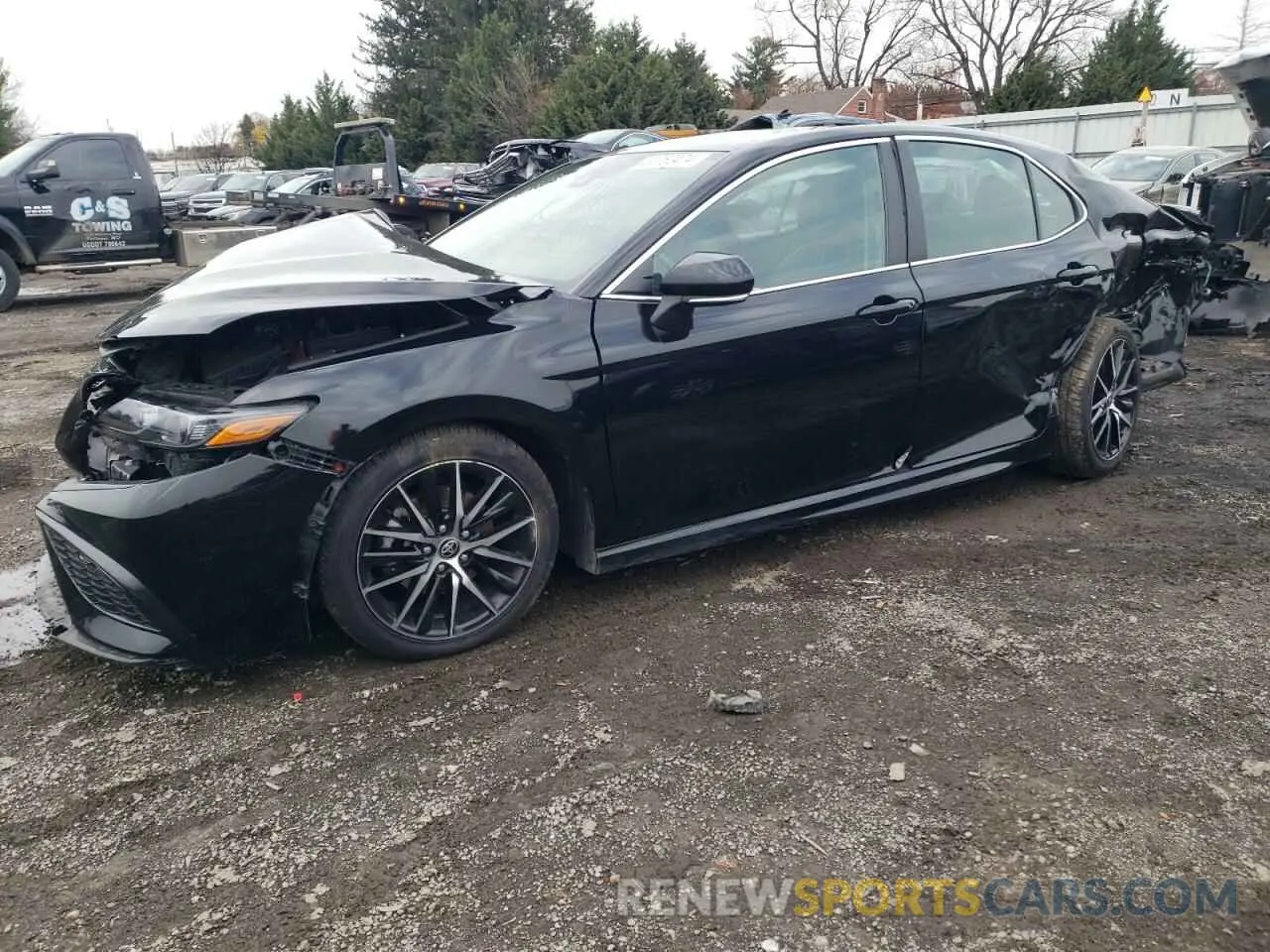 1 Фотография поврежденного автомобиля 4T1G11AK6NU711196 TOYOTA CAMRY 2022