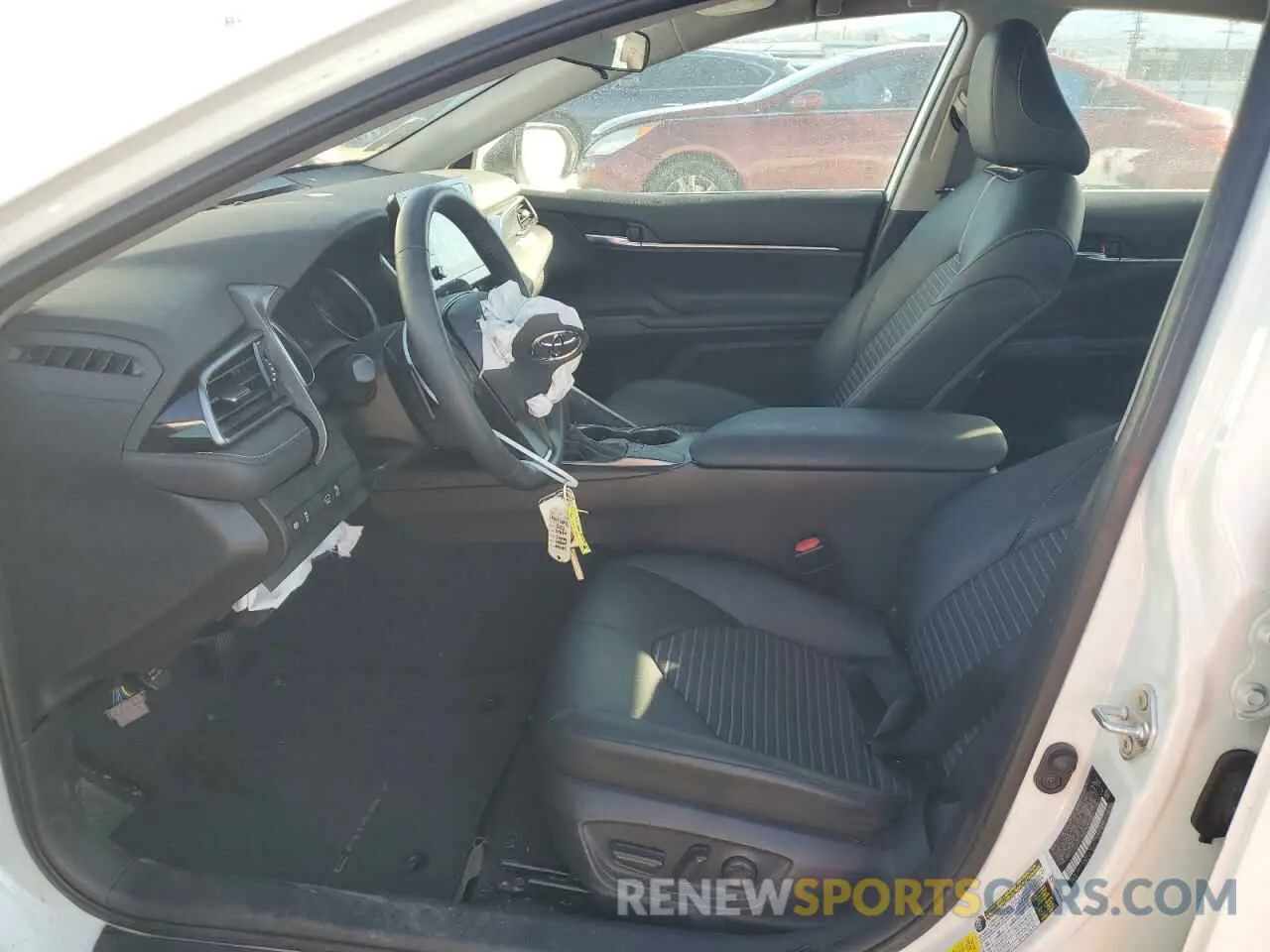 7 Photograph of a damaged car 4T1G11AK7NU065084 TOYOTA CAMRY 2022