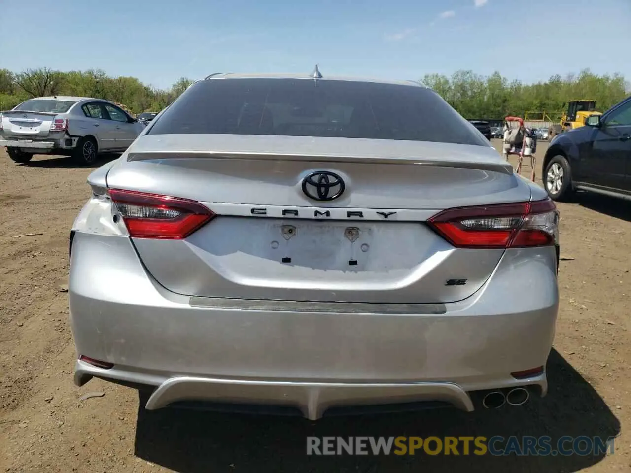 6 Photograph of a damaged car 4T1G11AK7NU623662 TOYOTA CAMRY 2022