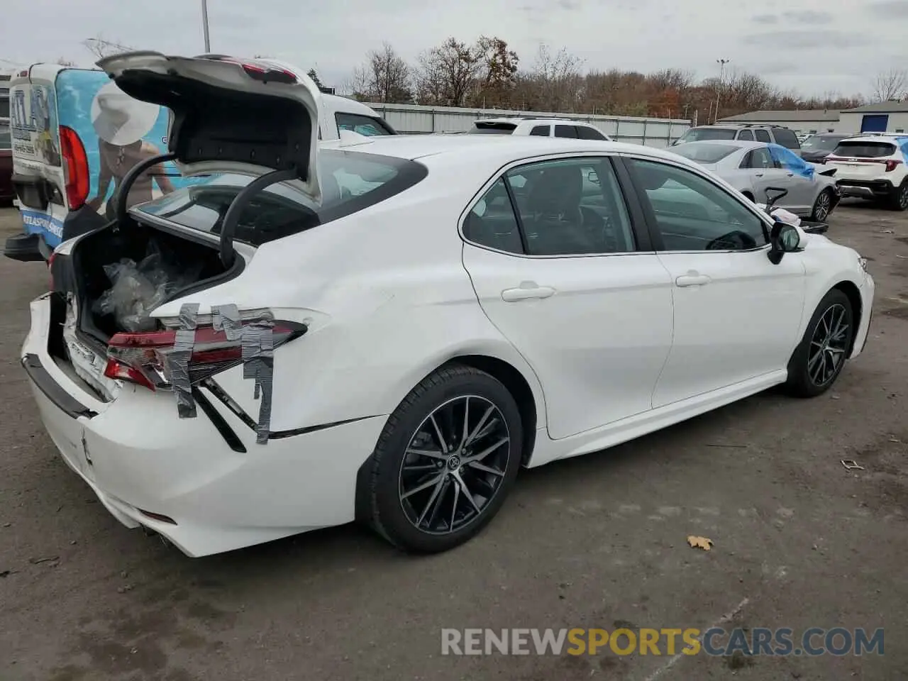 3 Фотография поврежденного автомобиля 4T1G11AK7NU632975 TOYOTA CAMRY 2022