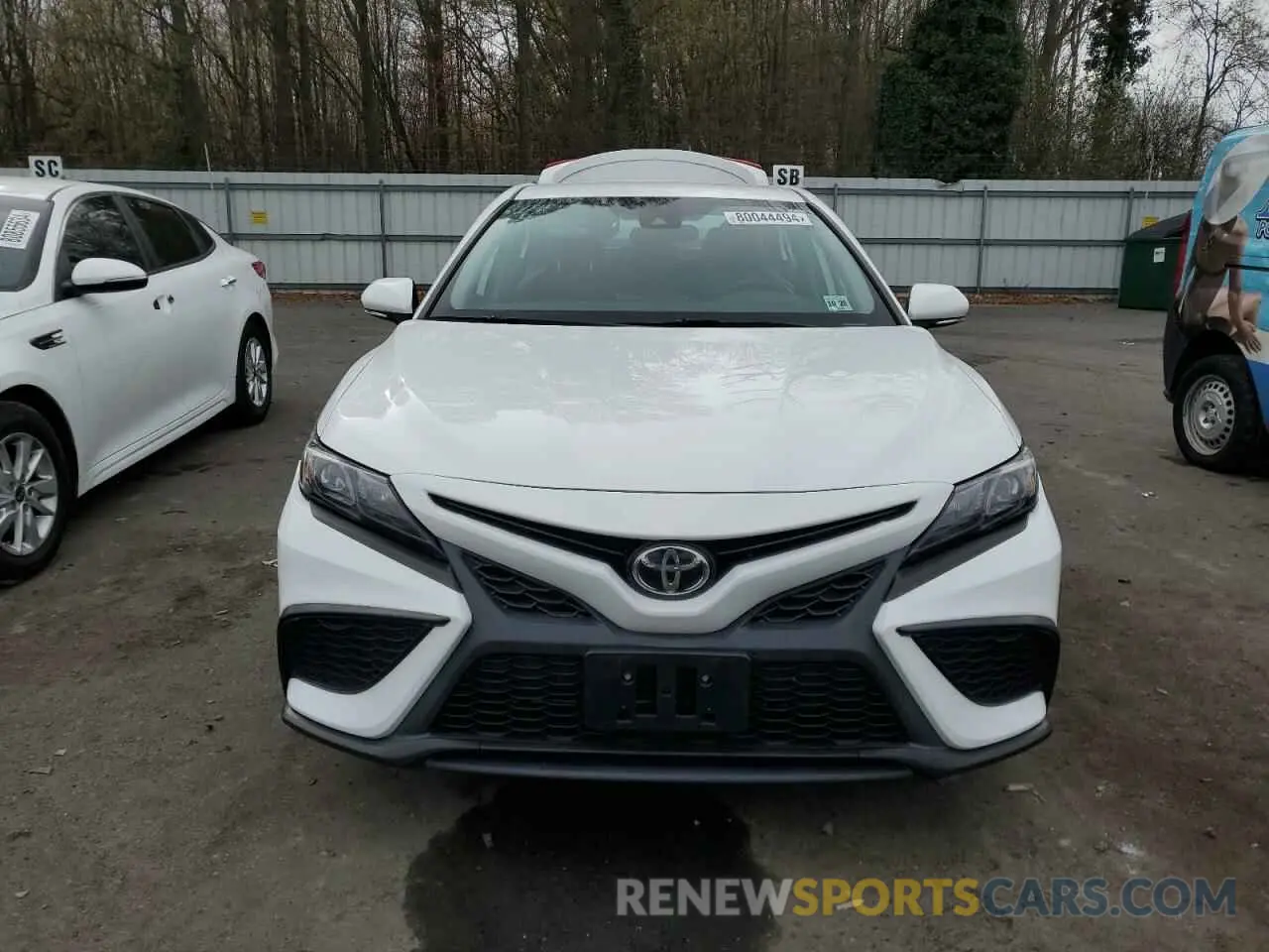 5 Фотография поврежденного автомобиля 4T1G11AK7NU632975 TOYOTA CAMRY 2022