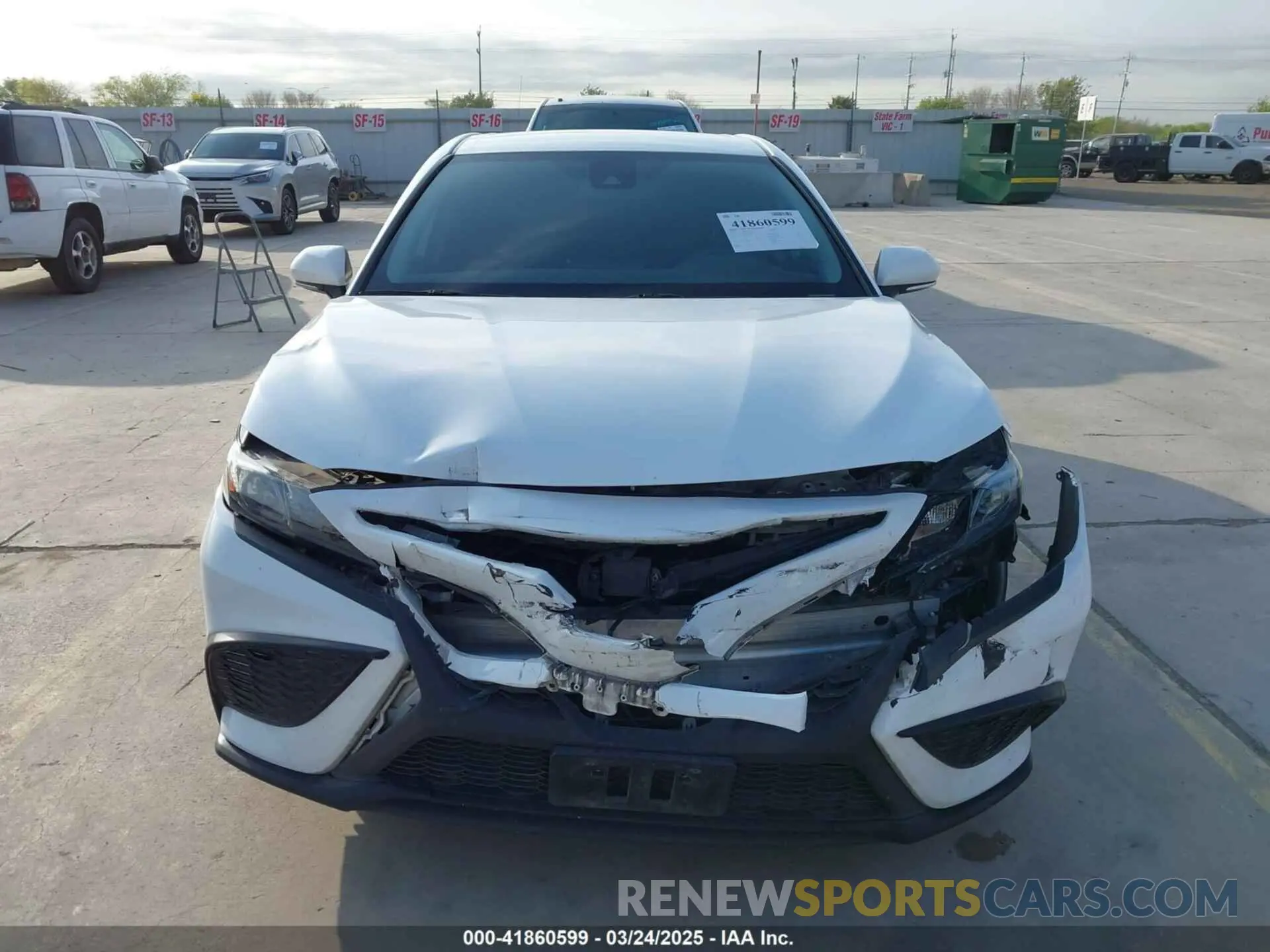 13 Photograph of a damaged car 4T1G11AK7NU640669 TOYOTA CAMRY 2022