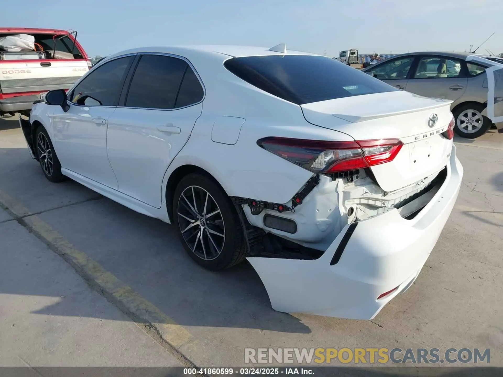 3 Photograph of a damaged car 4T1G11AK7NU640669 TOYOTA CAMRY 2022