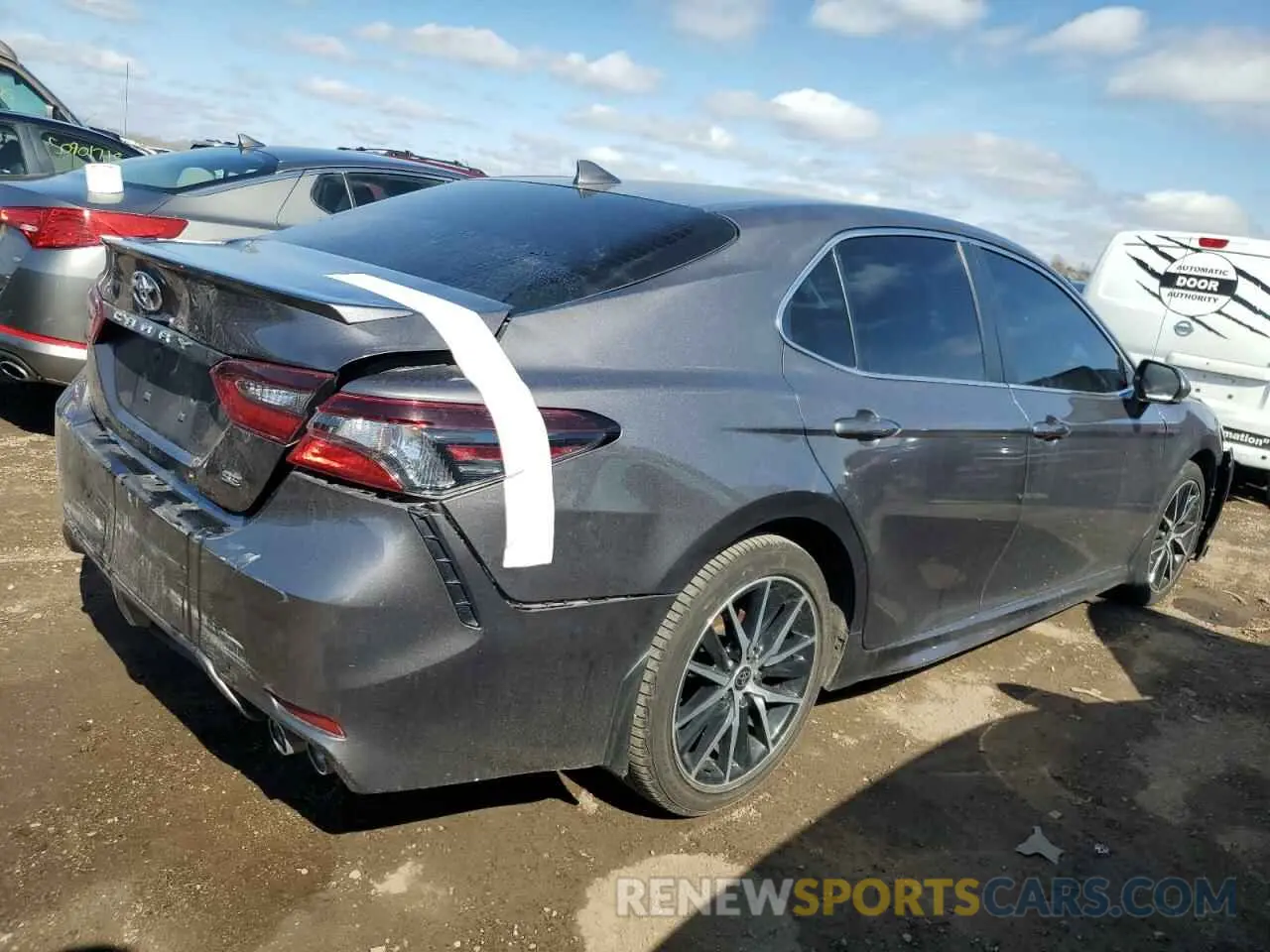3 Photograph of a damaged car 4T1G11AK7NU643751 TOYOTA CAMRY 2022