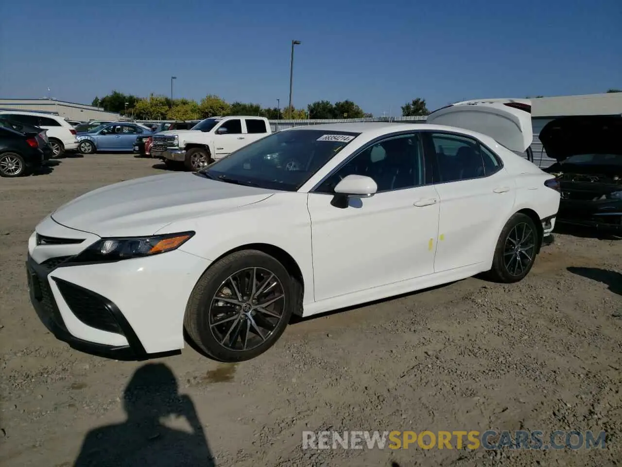1 Photograph of a damaged car 4T1G11AK7NU687474 TOYOTA CAMRY 2022