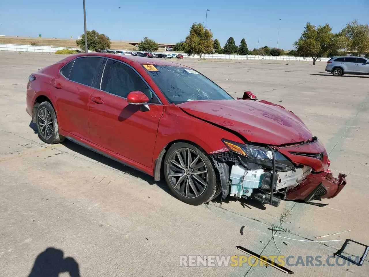 4 Photograph of a damaged car 4T1G11AK8NU010661 TOYOTA CAMRY 2022