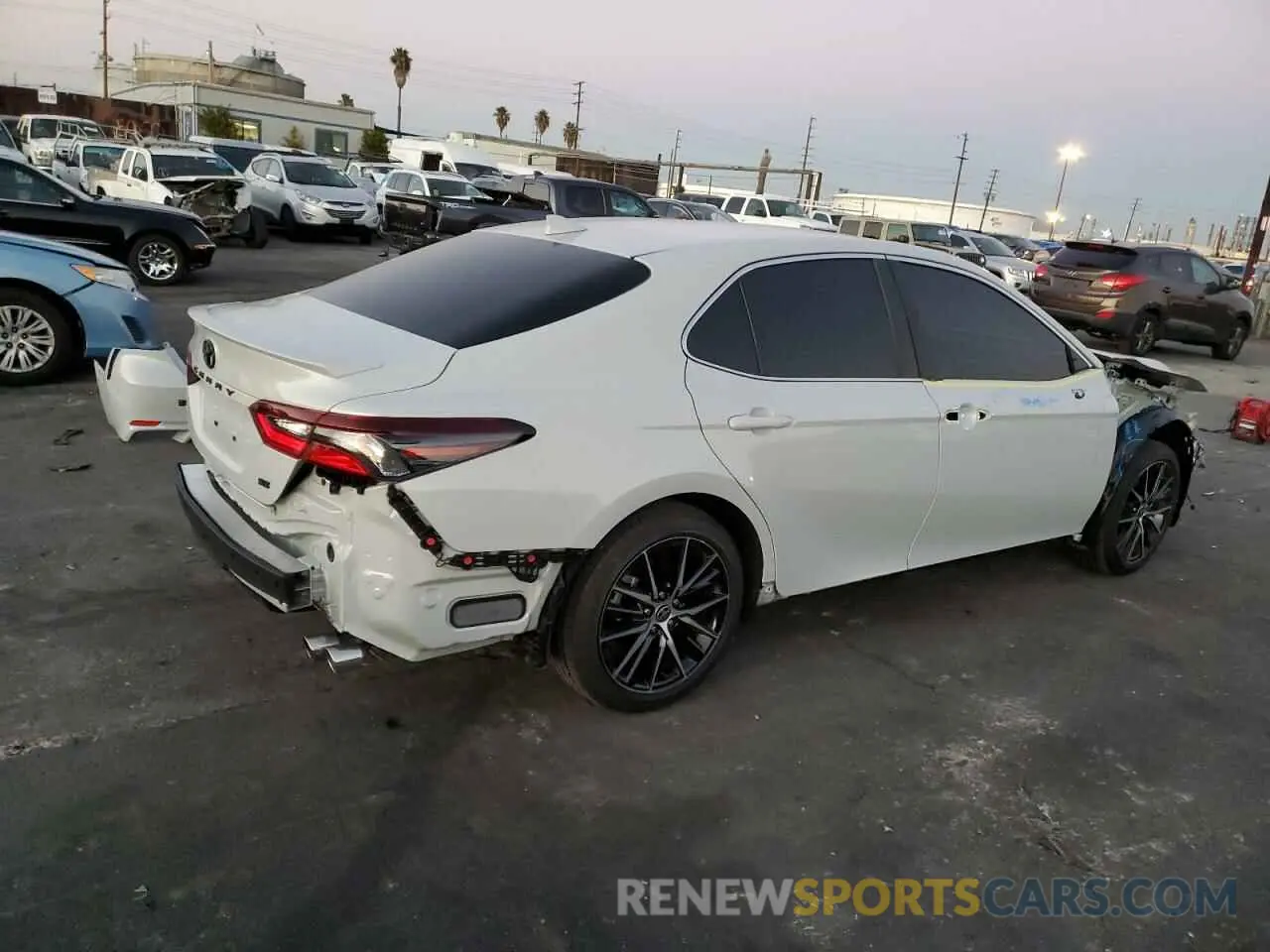 3 Photograph of a damaged car 4T1G11AK8NU036547 TOYOTA CAMRY 2022