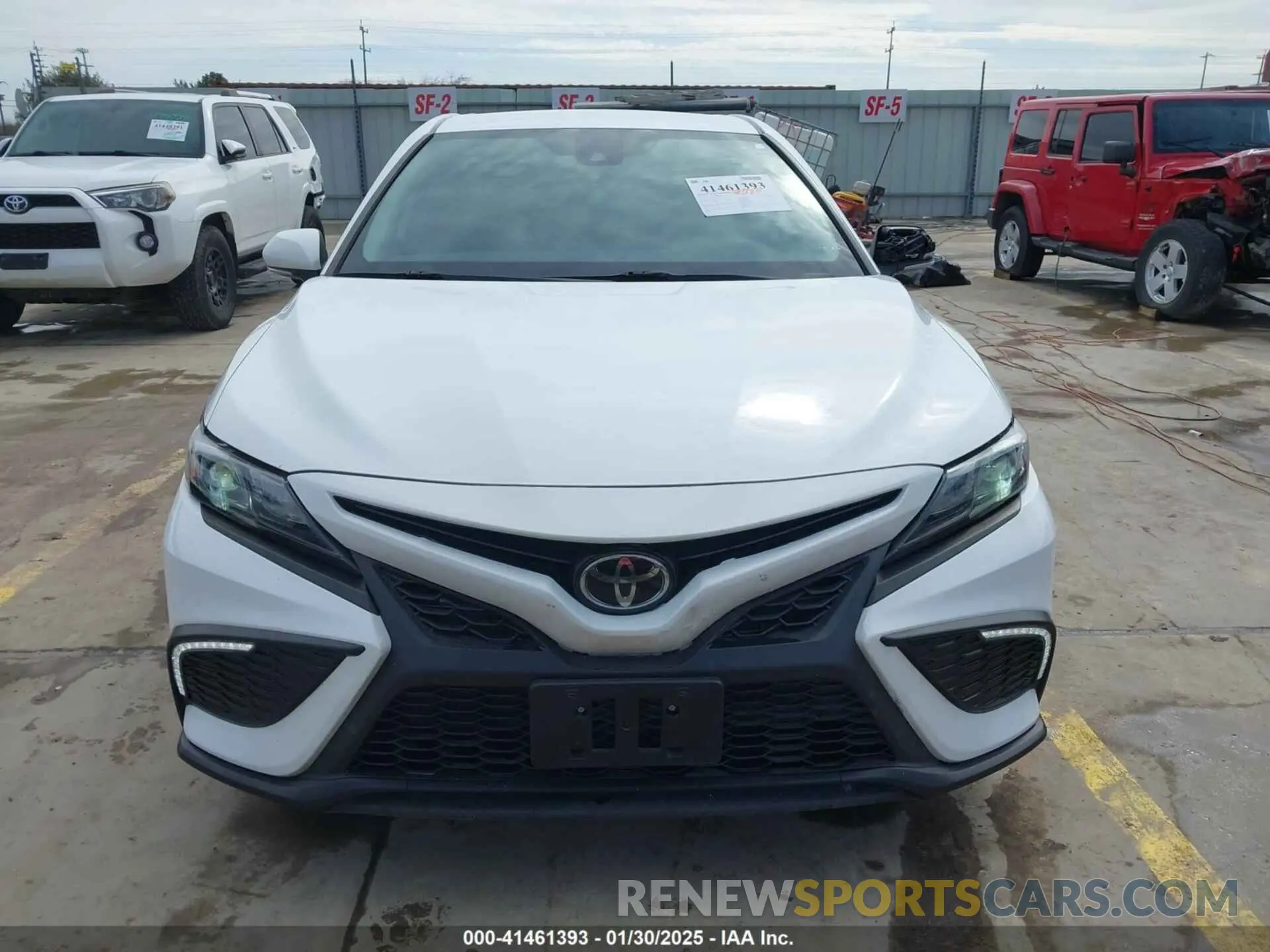 12 Photograph of a damaged car 4T1G11AK8NU037312 TOYOTA CAMRY 2022