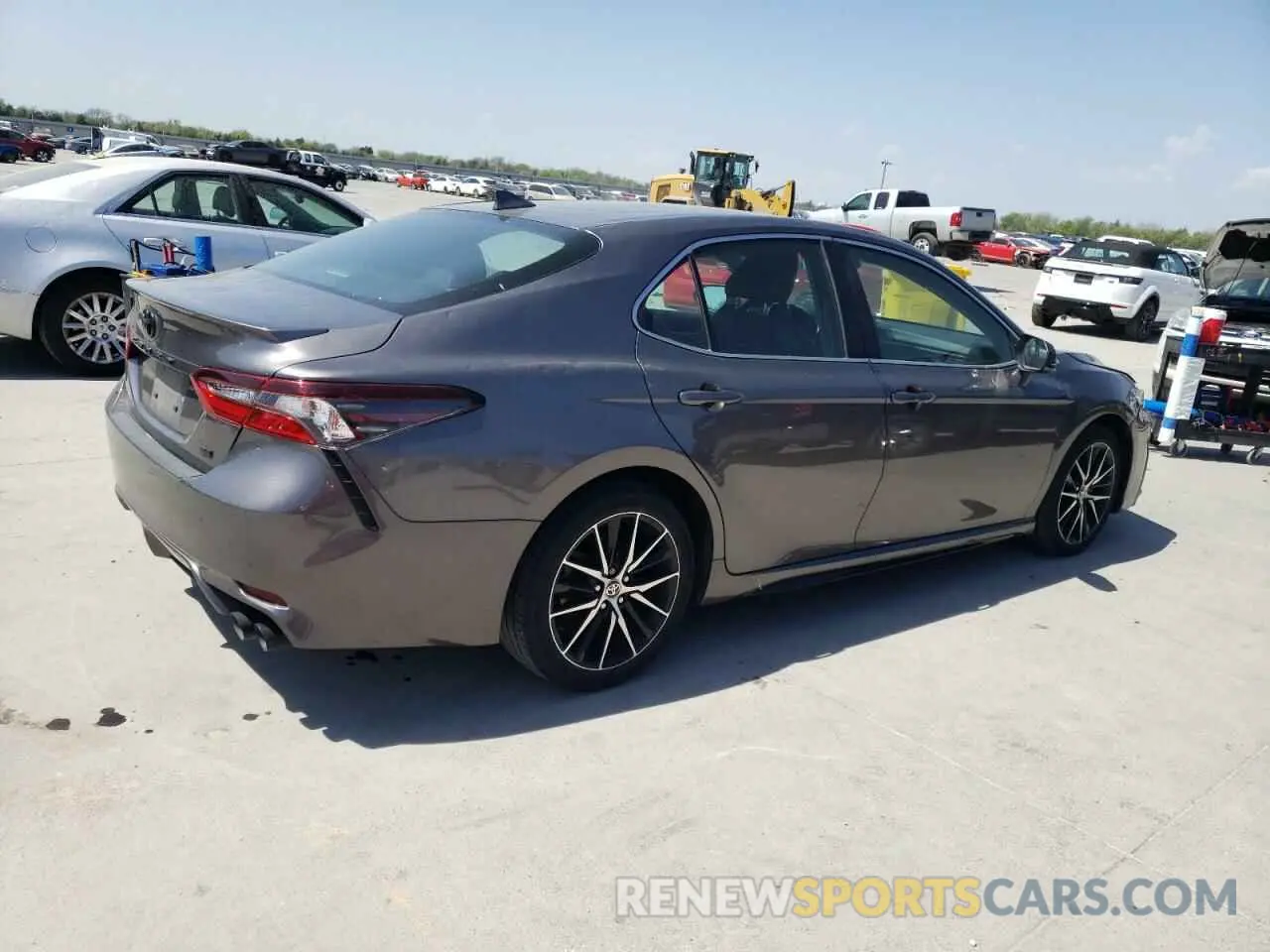 3 Photograph of a damaged car 4T1G11AK8NU047077 TOYOTA CAMRY 2022