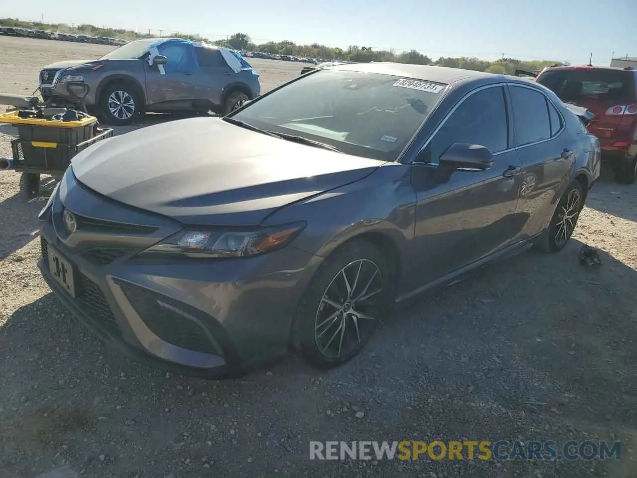 1 Photograph of a damaged car 4T1G11AK8NU060427 TOYOTA CAMRY 2022