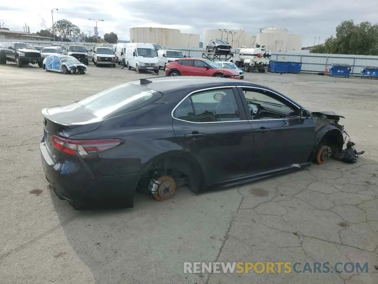 3 Photograph of a damaged car 4T1G11AK8NU630250 TOYOTA CAMRY 2022