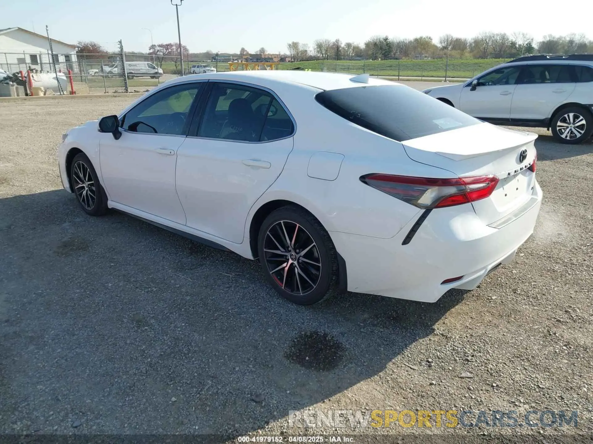 3 Фотография поврежденного автомобиля 4T1G11AK8NU644181 TOYOTA CAMRY 2022
