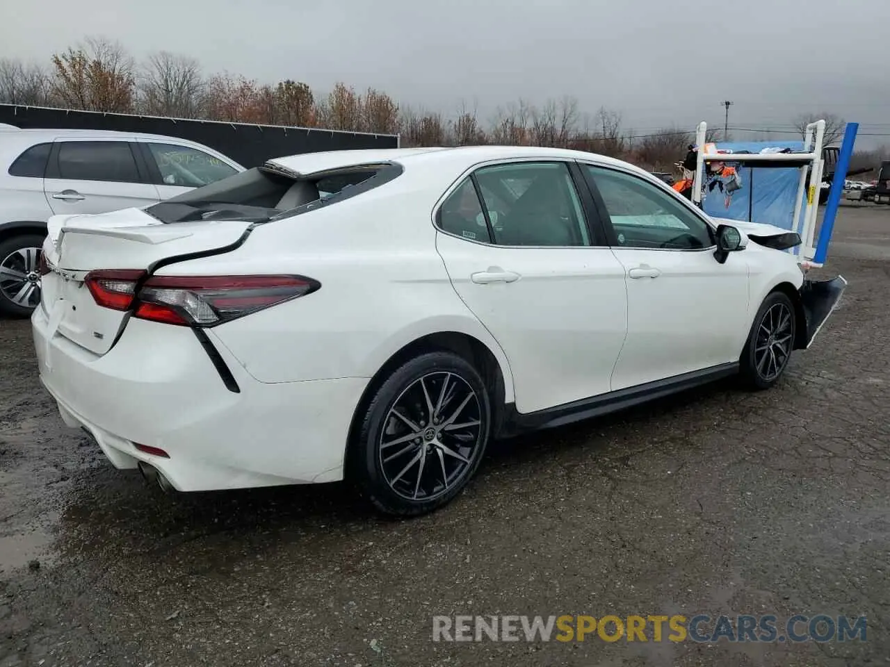 3 Фотография поврежденного автомобиля 4T1G11AK8NU669310 TOYOTA CAMRY 2022
