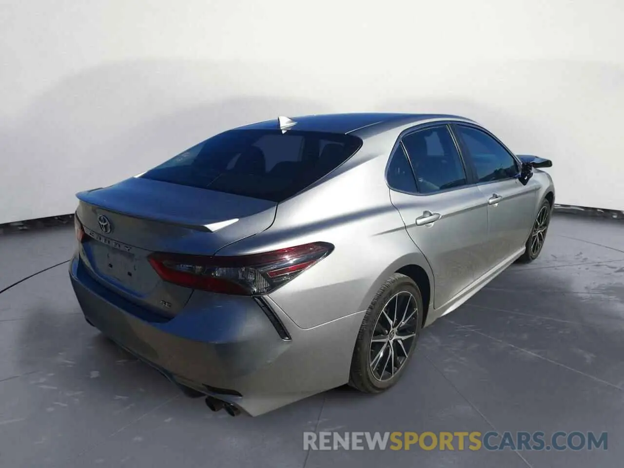 4 Фотография поврежденного автомобиля 4T1G11AK8NU669761 TOYOTA CAMRY 2022