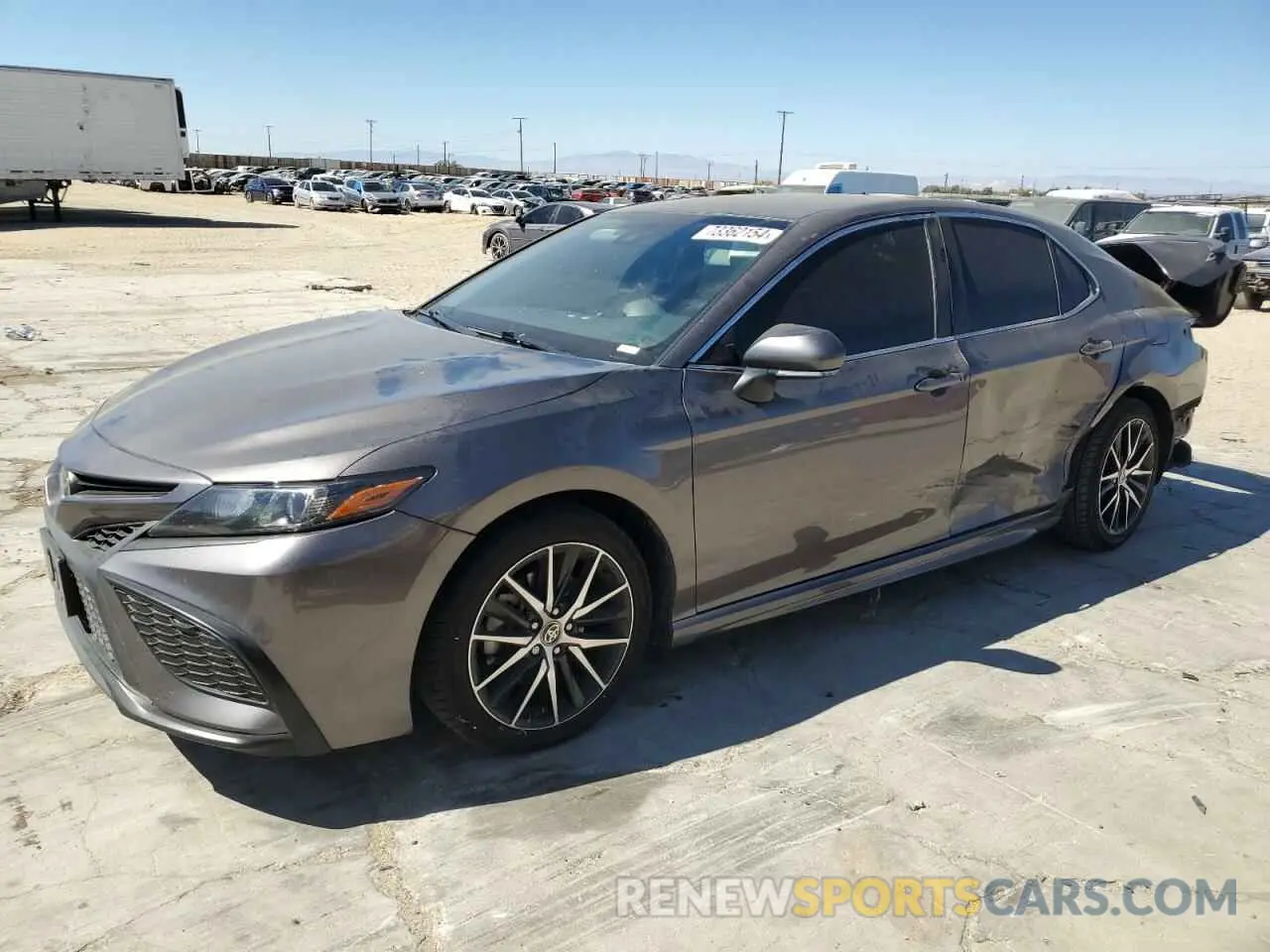 1 Фотография поврежденного автомобиля 4T1G11AK8NU672529 TOYOTA CAMRY 2022