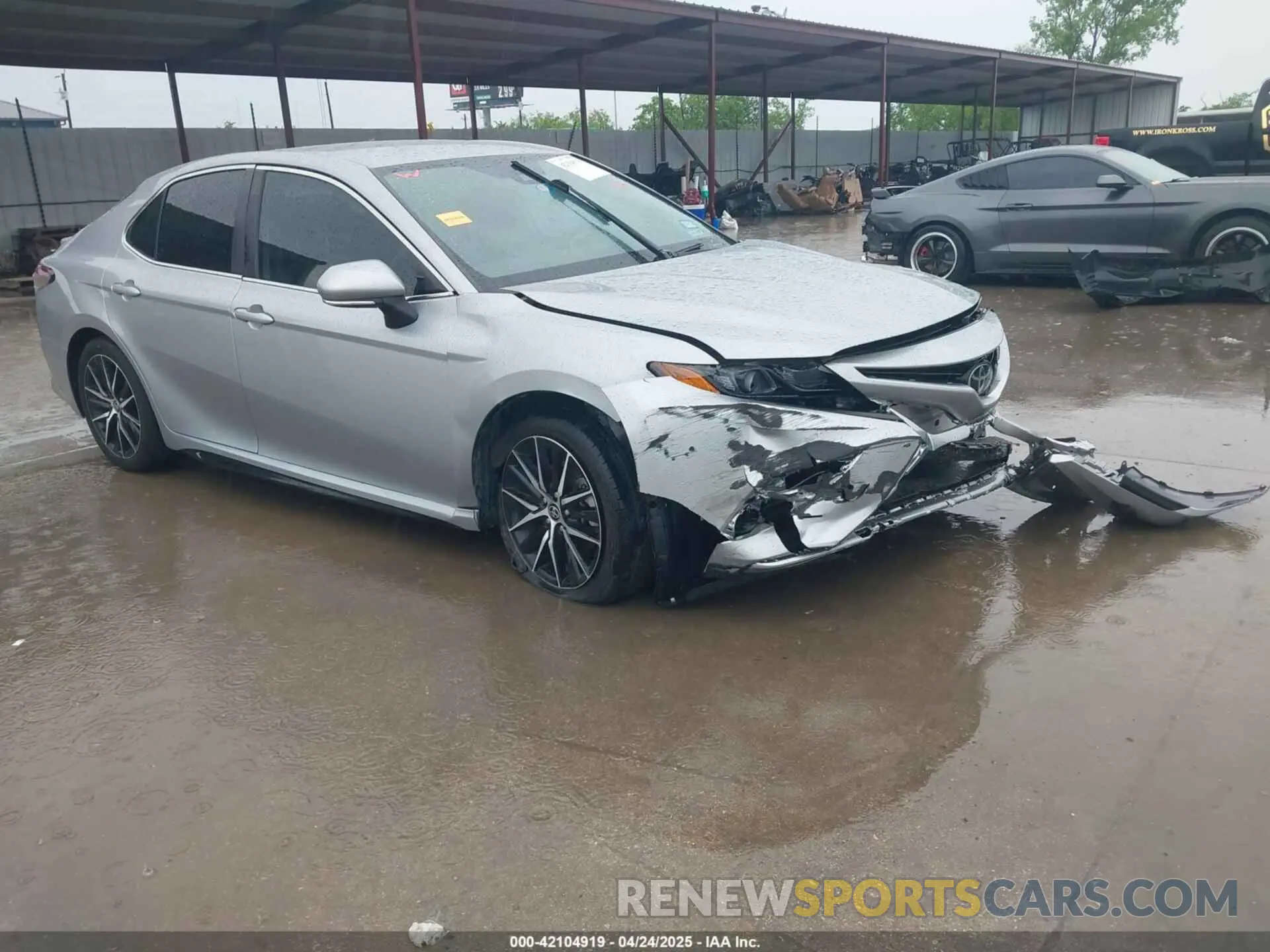 1 Фотография поврежденного автомобиля 4T1G11AK8NU702340 TOYOTA CAMRY 2022