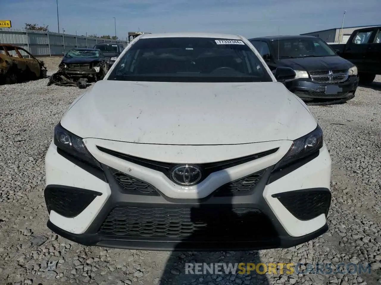 5 Photograph of a damaged car 4T1G11AK9NU022494 TOYOTA CAMRY 2022