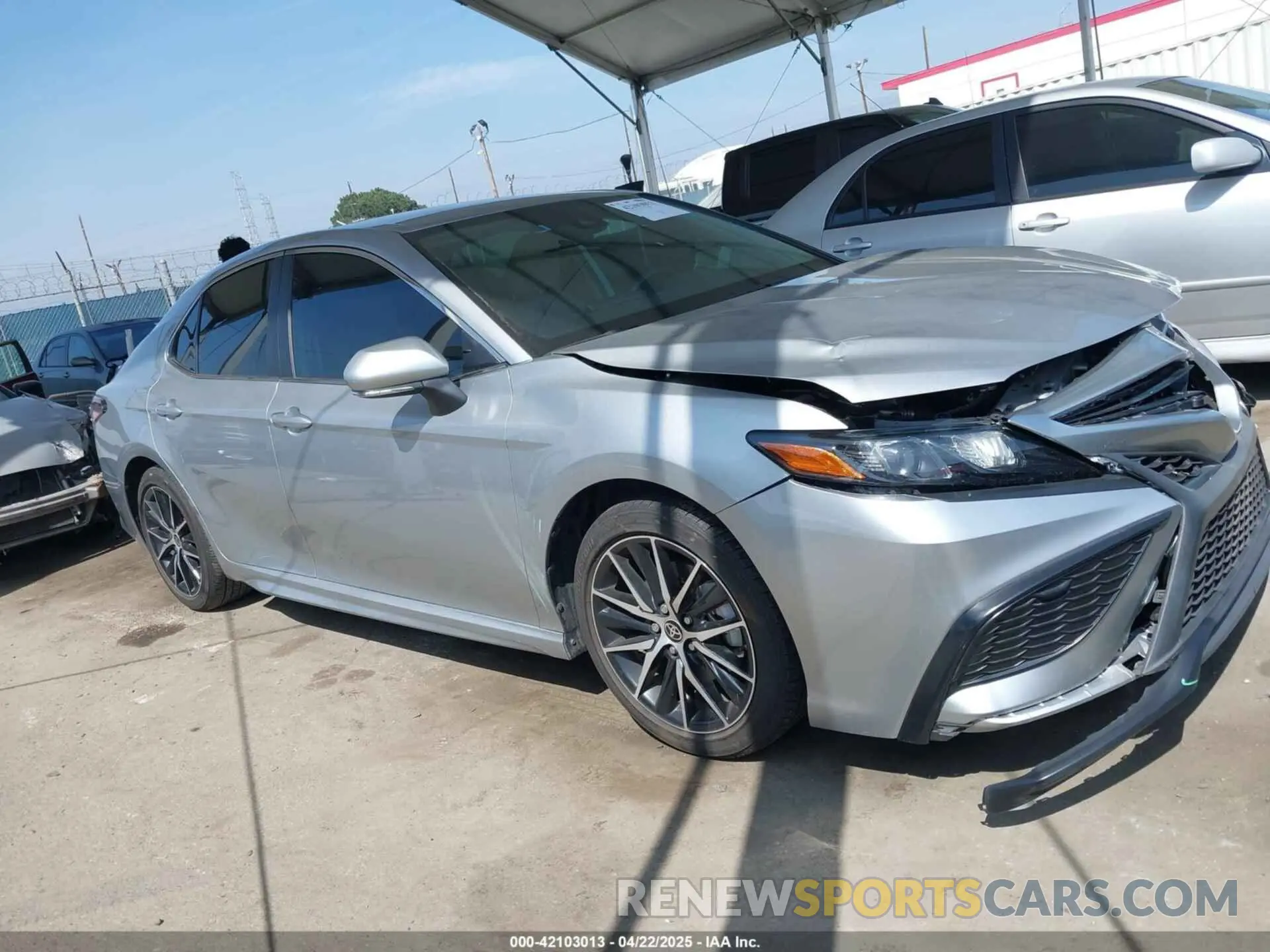 12 Photograph of a damaged car 4T1G11AK9NU051719 TOYOTA CAMRY 2022