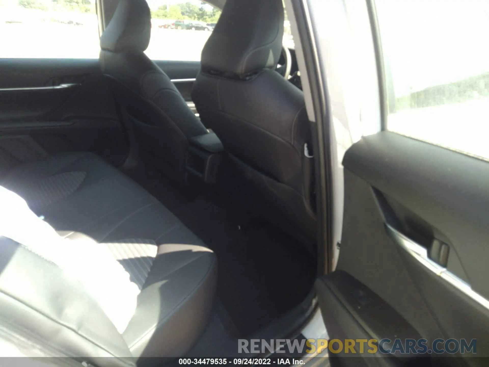 8 Photograph of a damaged car 4T1G11AK9NU059786 TOYOTA CAMRY 2022