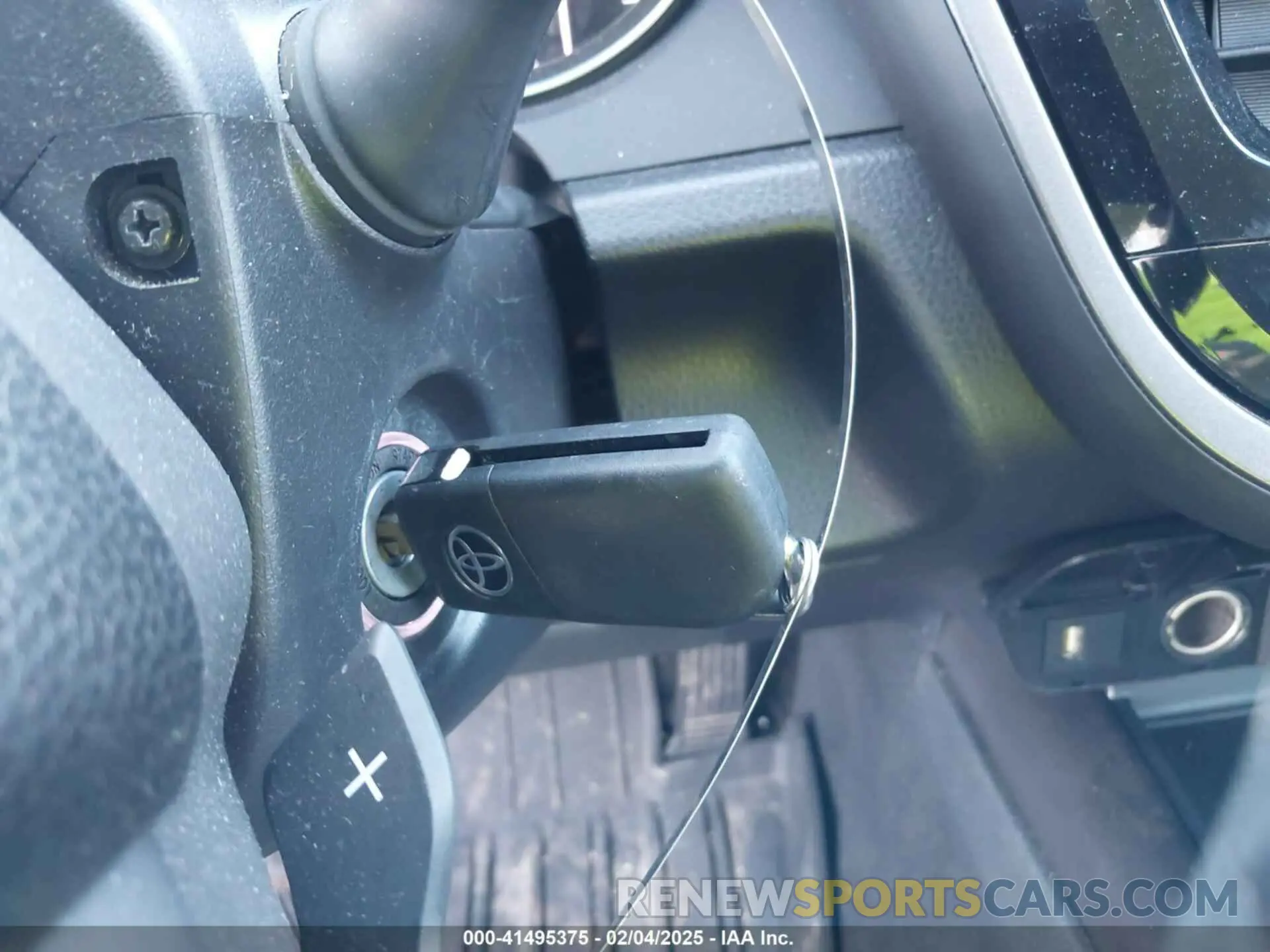 11 Photograph of a damaged car 4T1G11AK9NU069671 TOYOTA CAMRY 2022