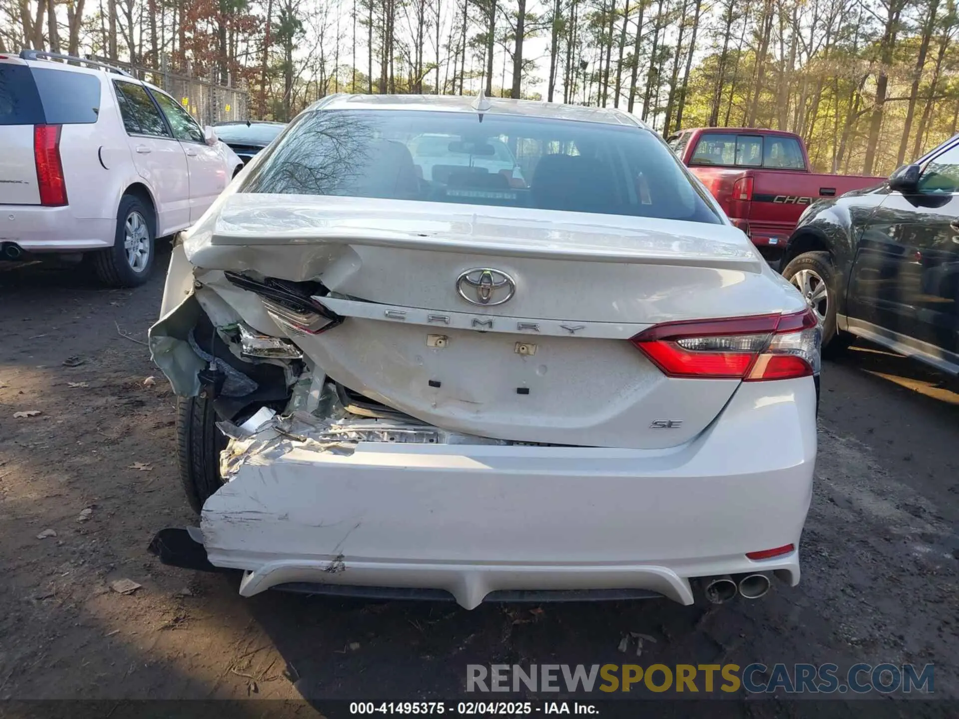 16 Photograph of a damaged car 4T1G11AK9NU069671 TOYOTA CAMRY 2022