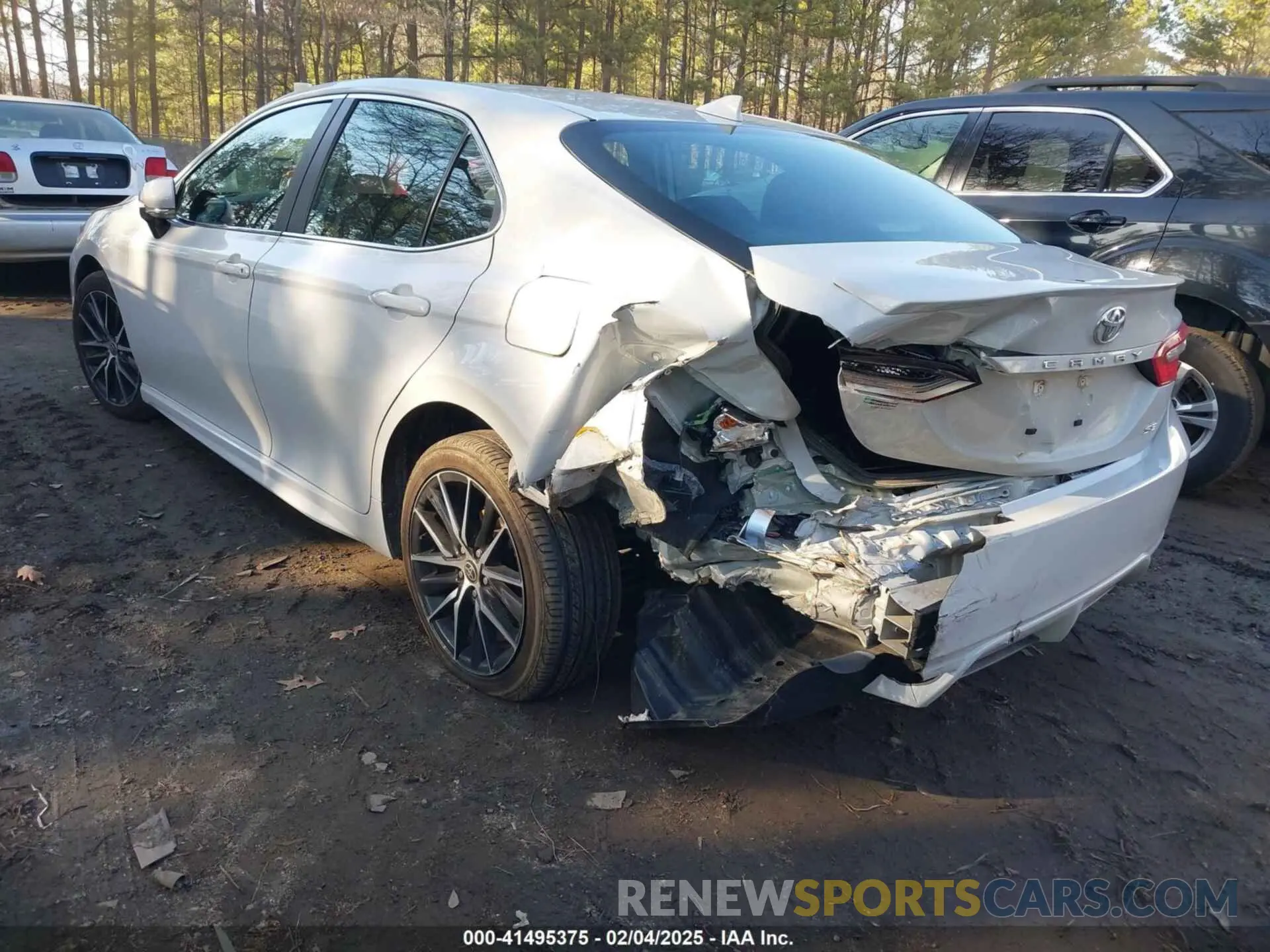 3 Photograph of a damaged car 4T1G11AK9NU069671 TOYOTA CAMRY 2022