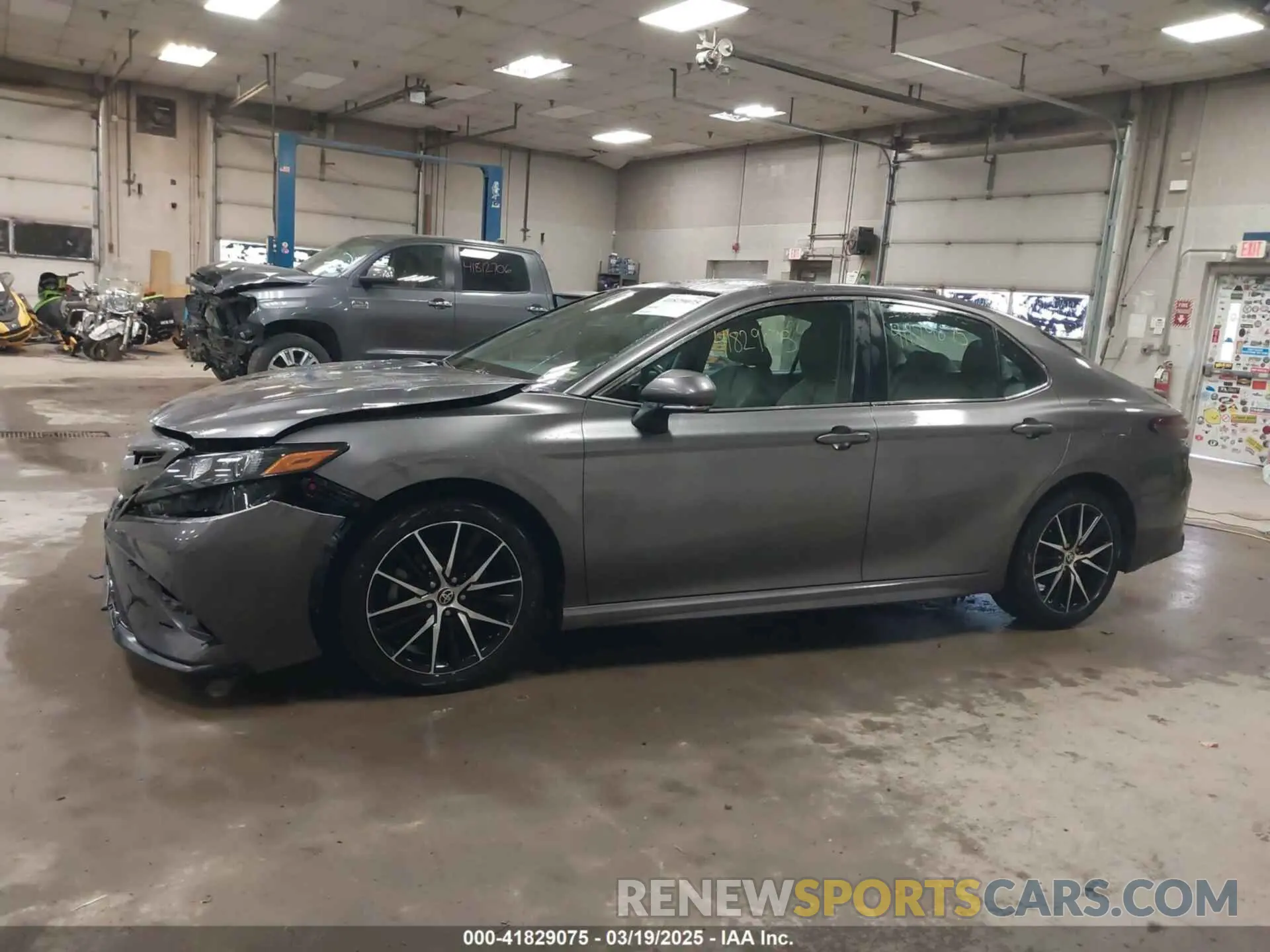 14 Photograph of a damaged car 4T1G11AK9NU074952 TOYOTA CAMRY 2022