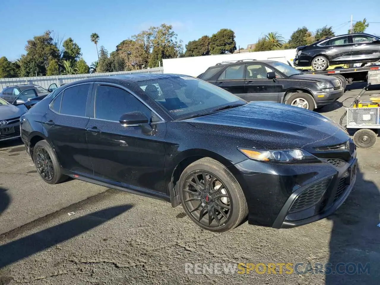 4 Photograph of a damaged car 4T1G11AK9NU623176 TOYOTA CAMRY 2022