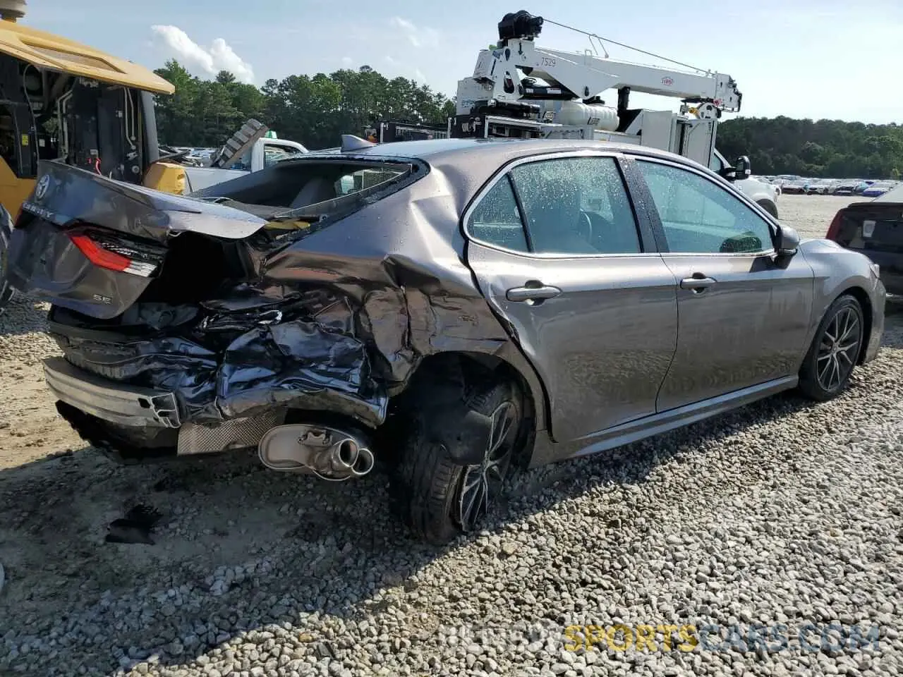 3 Photograph of a damaged car 4T1G11AK9NU634355 TOYOTA CAMRY 2022