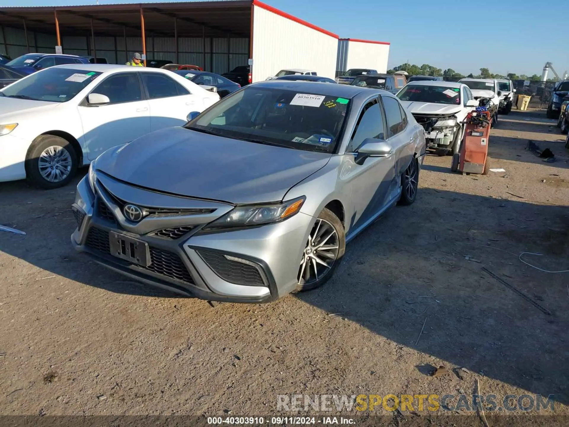 2 Фотография поврежденного автомобиля 4T1G11AK9NU637949 TOYOTA CAMRY 2022