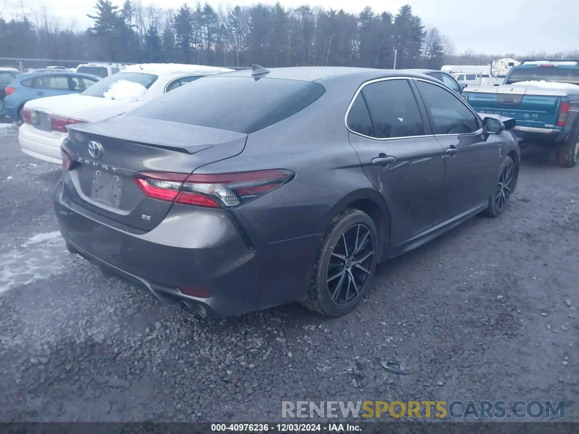 4 Фотография поврежденного автомобиля 4T1G11AK9NU642701 TOYOTA CAMRY 2022