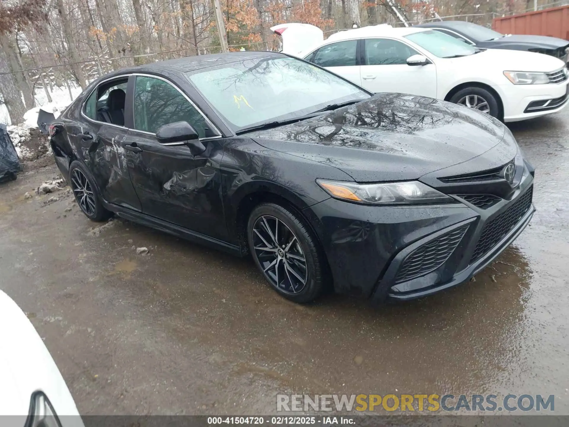 1 Photograph of a damaged car 4T1G11AK9NU714724 TOYOTA CAMRY 2022