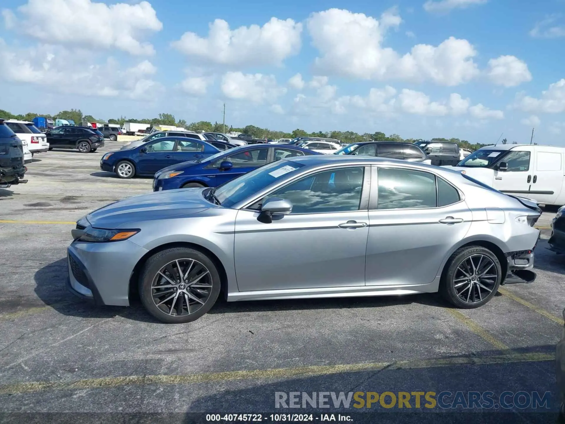 15 Photograph of a damaged car 4T1G11AK9NU717526 TOYOTA CAMRY 2022