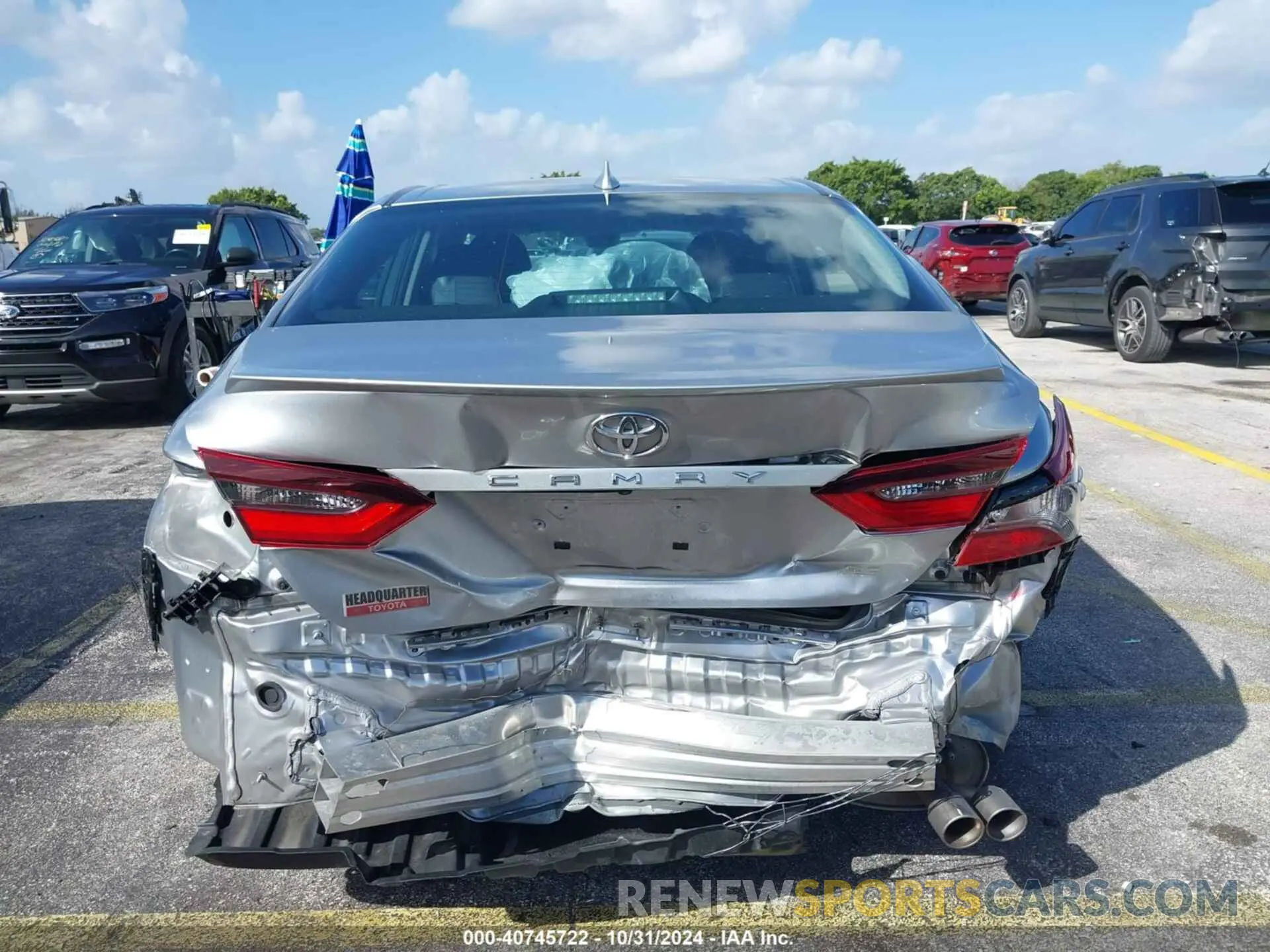 17 Photograph of a damaged car 4T1G11AK9NU717526 TOYOTA CAMRY 2022
