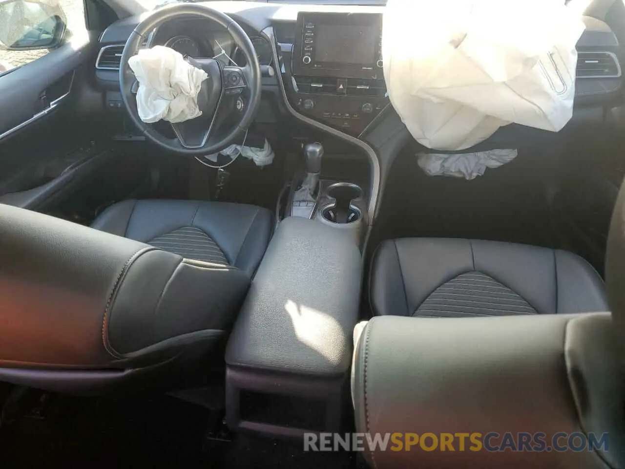 8 Фотография поврежденного автомобиля 4T1G11AKXNU021547 TOYOTA CAMRY 2022