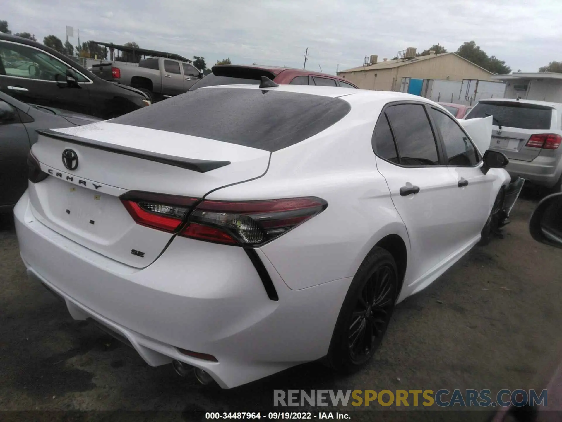 4 Photograph of a damaged car 4T1G11AKXNU045167 TOYOTA CAMRY 2022