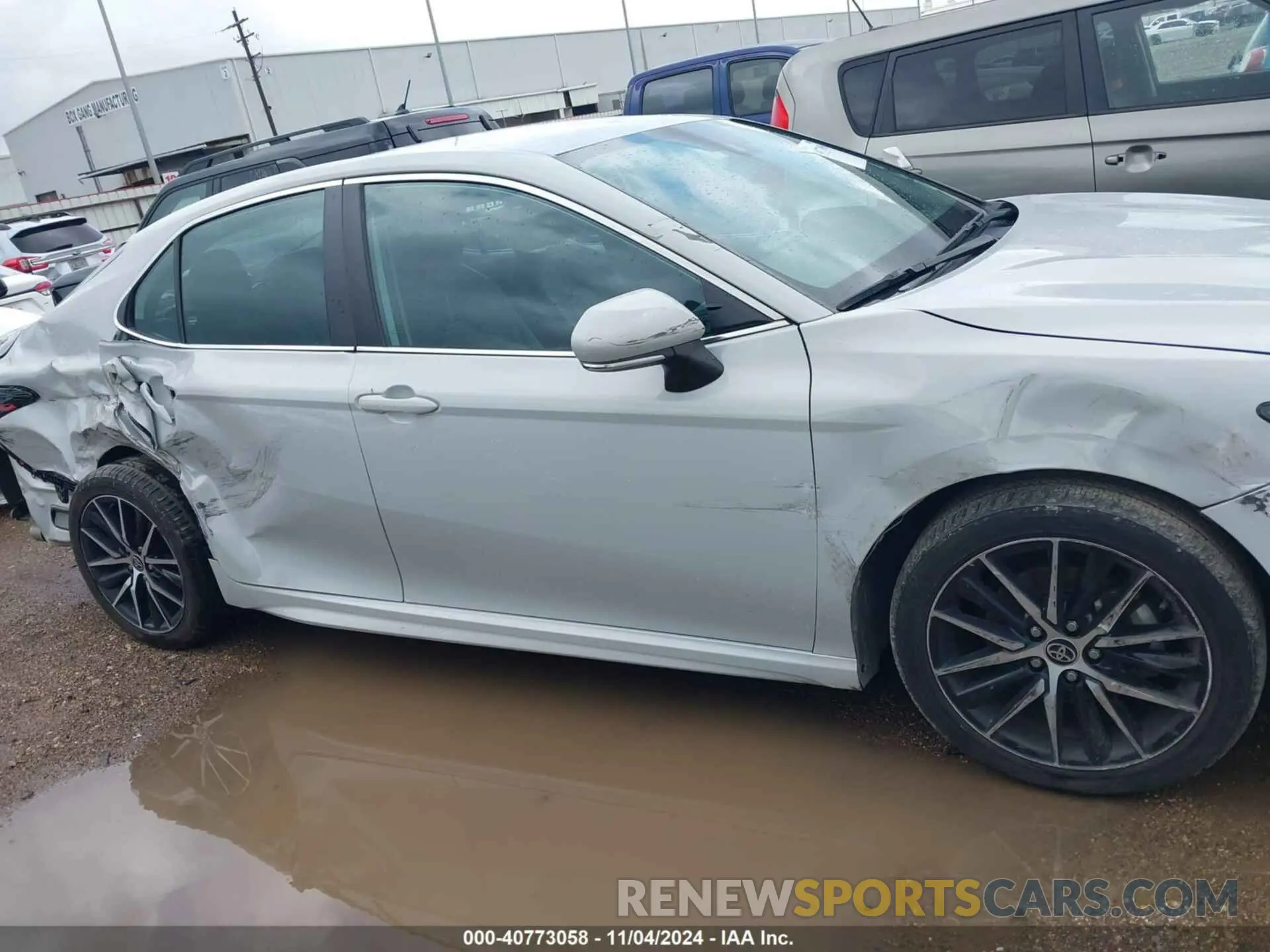13 Фотография поврежденного автомобиля 4T1G11AKXNU052667 TOYOTA CAMRY 2022