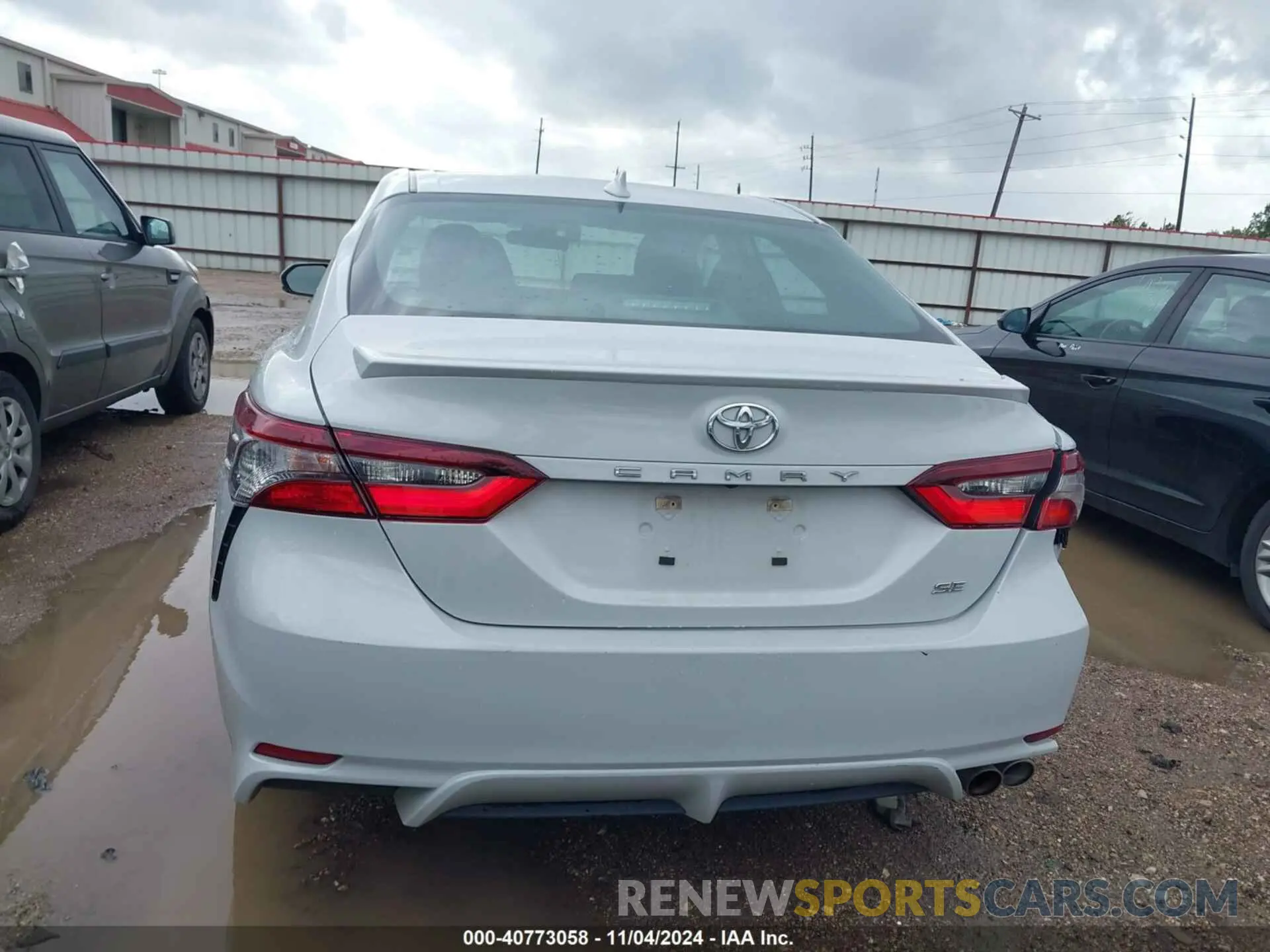 16 Фотография поврежденного автомобиля 4T1G11AKXNU052667 TOYOTA CAMRY 2022