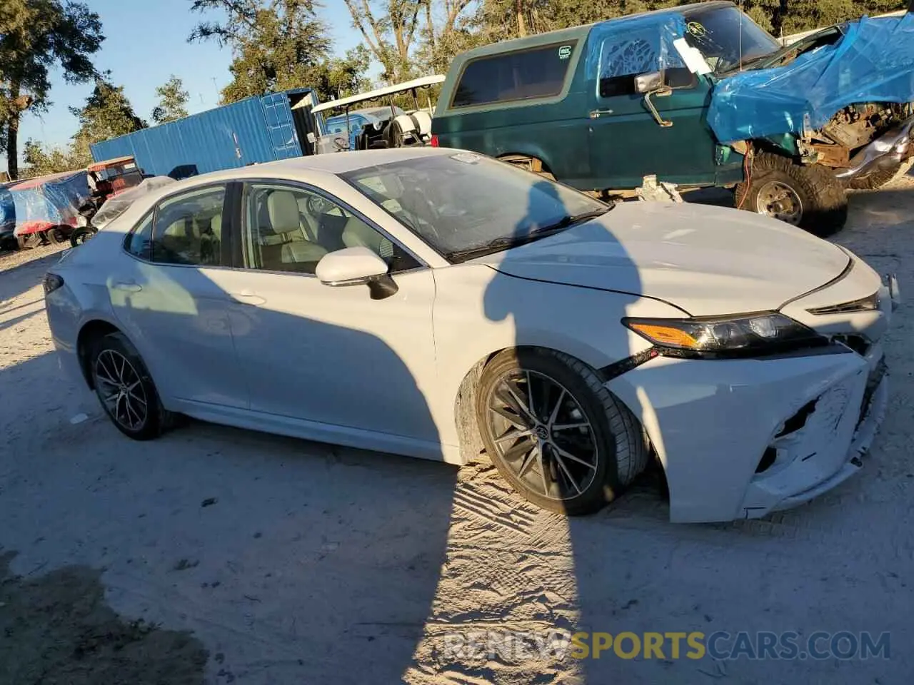 4 Photograph of a damaged car 4T1G11AKXNU065869 TOYOTA CAMRY 2022