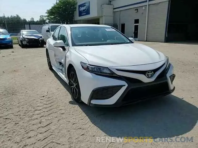 13 Photograph of a damaged car 4T1G11AKXNU665467 TOYOTA CAMRY 2022