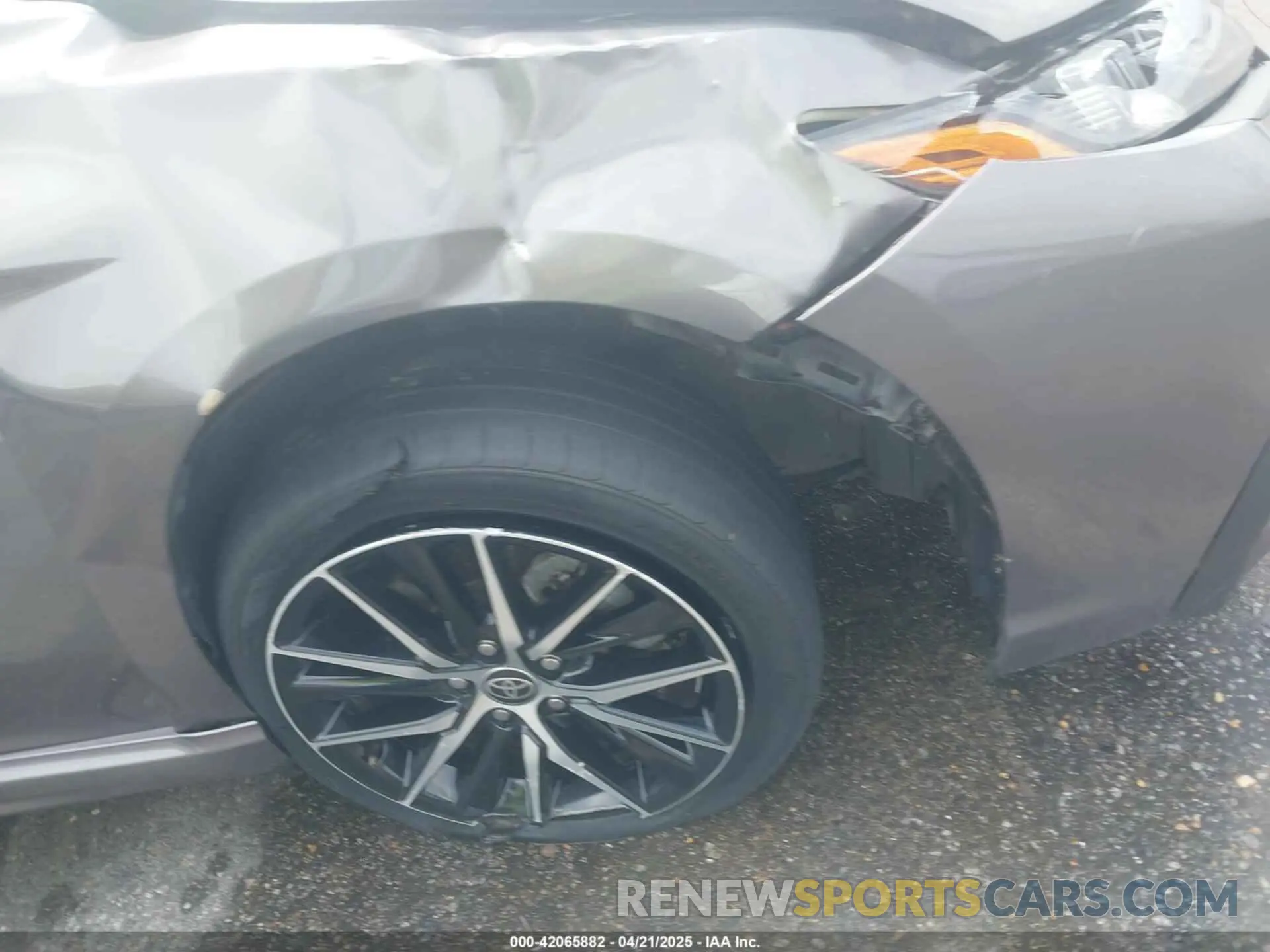 13 Photograph of a damaged car 4T1G11AKXNU678042 TOYOTA CAMRY 2022