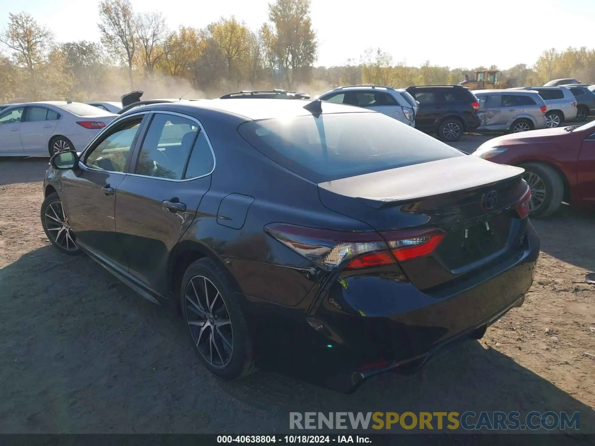 3 Фотография поврежденного автомобиля 4T1G11BK0NU062154 TOYOTA CAMRY 2022