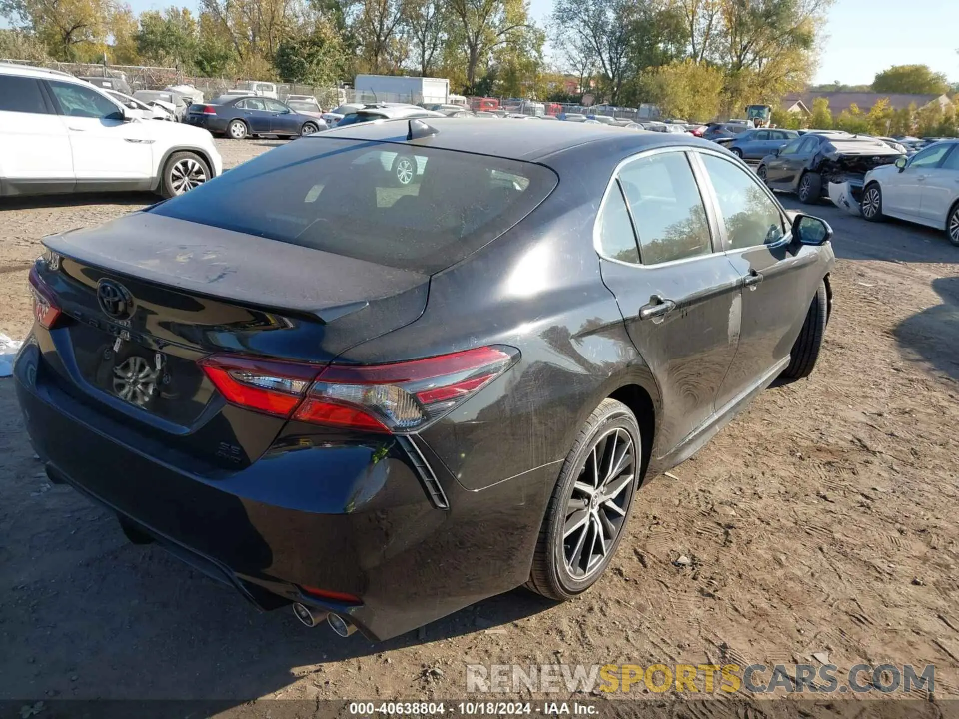 4 Фотография поврежденного автомобиля 4T1G11BK0NU062154 TOYOTA CAMRY 2022
