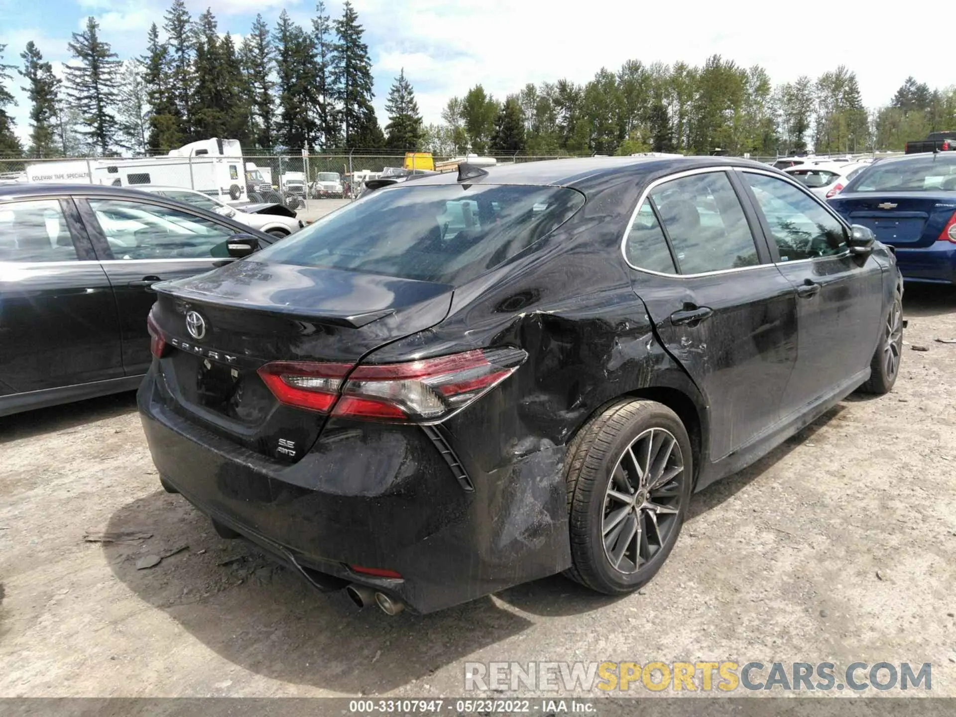 4 Фотография поврежденного автомобиля 4T1G11BK1NU055357 TOYOTA CAMRY 2022