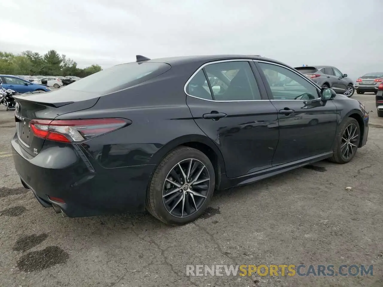 3 Photograph of a damaged car 4T1G11BK1NU069484 TOYOTA CAMRY 2022