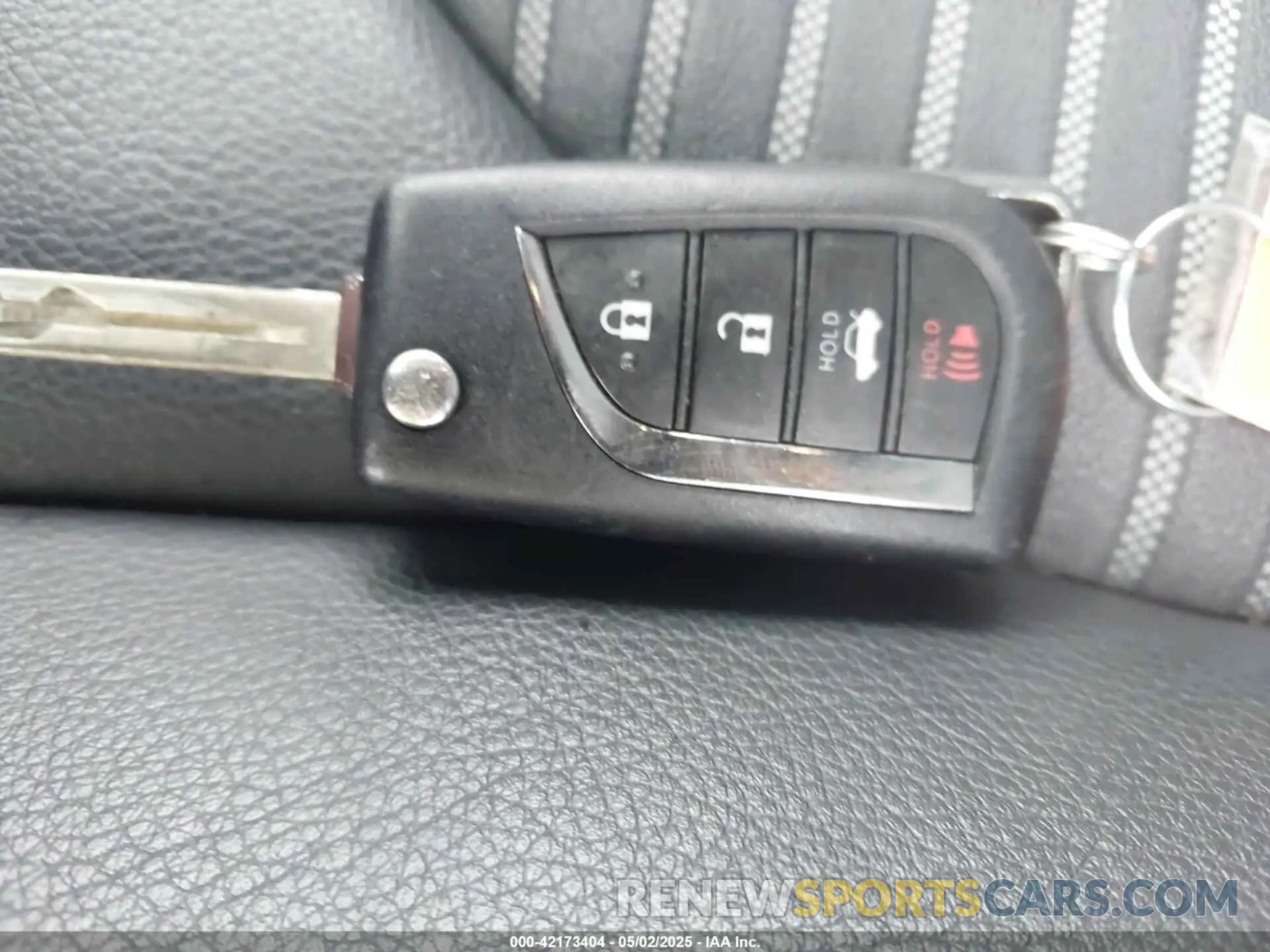 11 Фотография поврежденного автомобиля 4T1G11BK1NU072711 TOYOTA CAMRY 2022