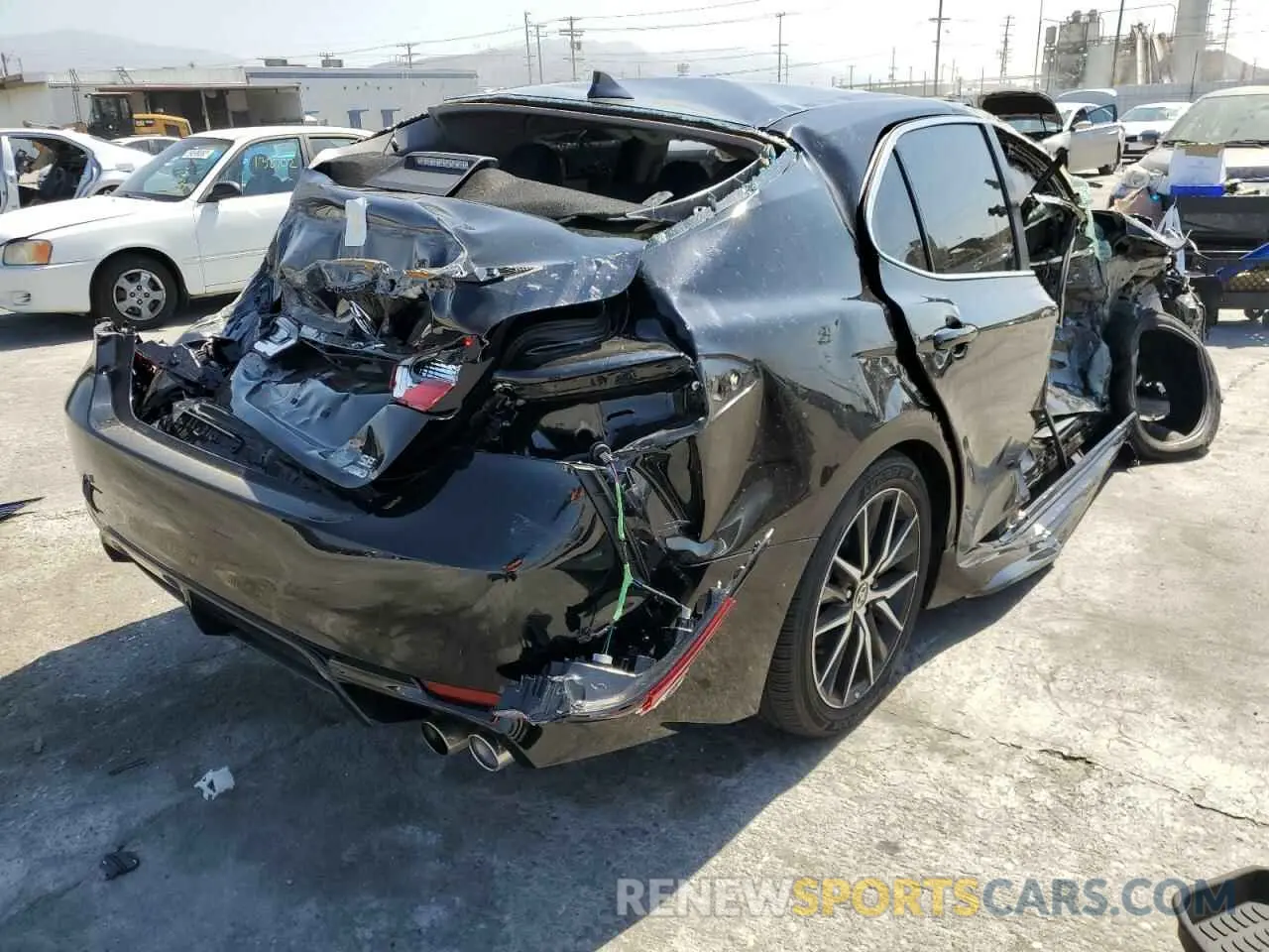 4 Photograph of a damaged car 4T1G11BK2NU053973 TOYOTA CAMRY 2022