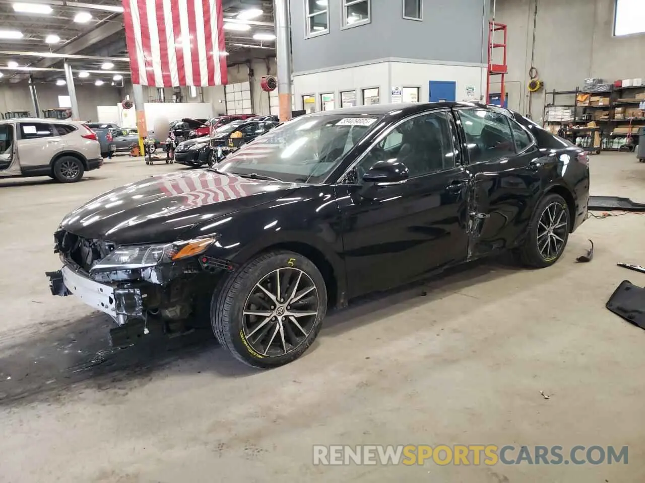 1 Photograph of a damaged car 4T1G11BK2NU060096 TOYOTA CAMRY 2022