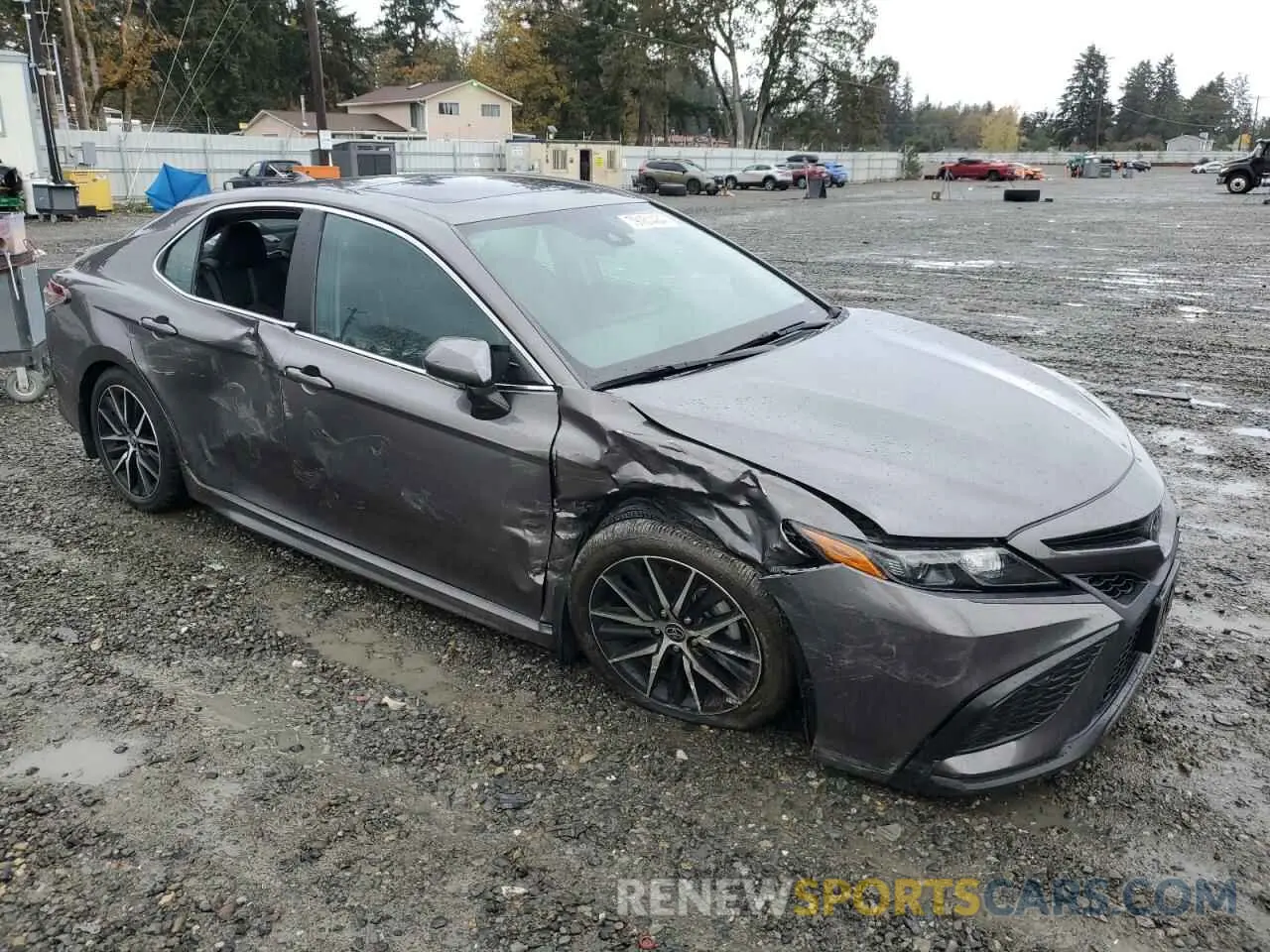 4 Photograph of a damaged car 4T1G11BK3NU051391 TOYOTA CAMRY 2022