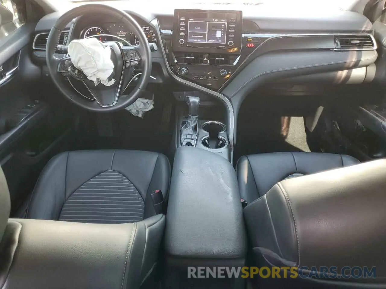 8 Фотография поврежденного автомобиля 4T1G11BK3NU057448 TOYOTA CAMRY 2022